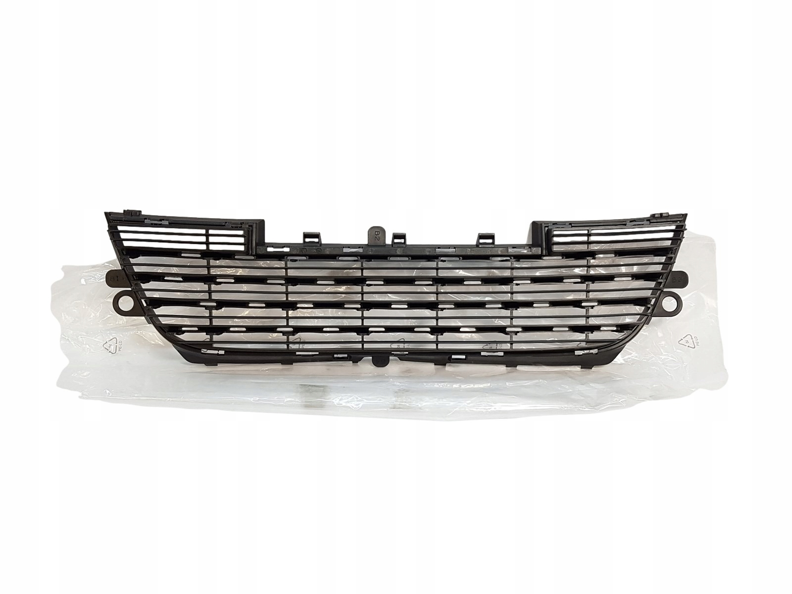 Решітка Peugeot 2008 9678059477 9678059480 Нова