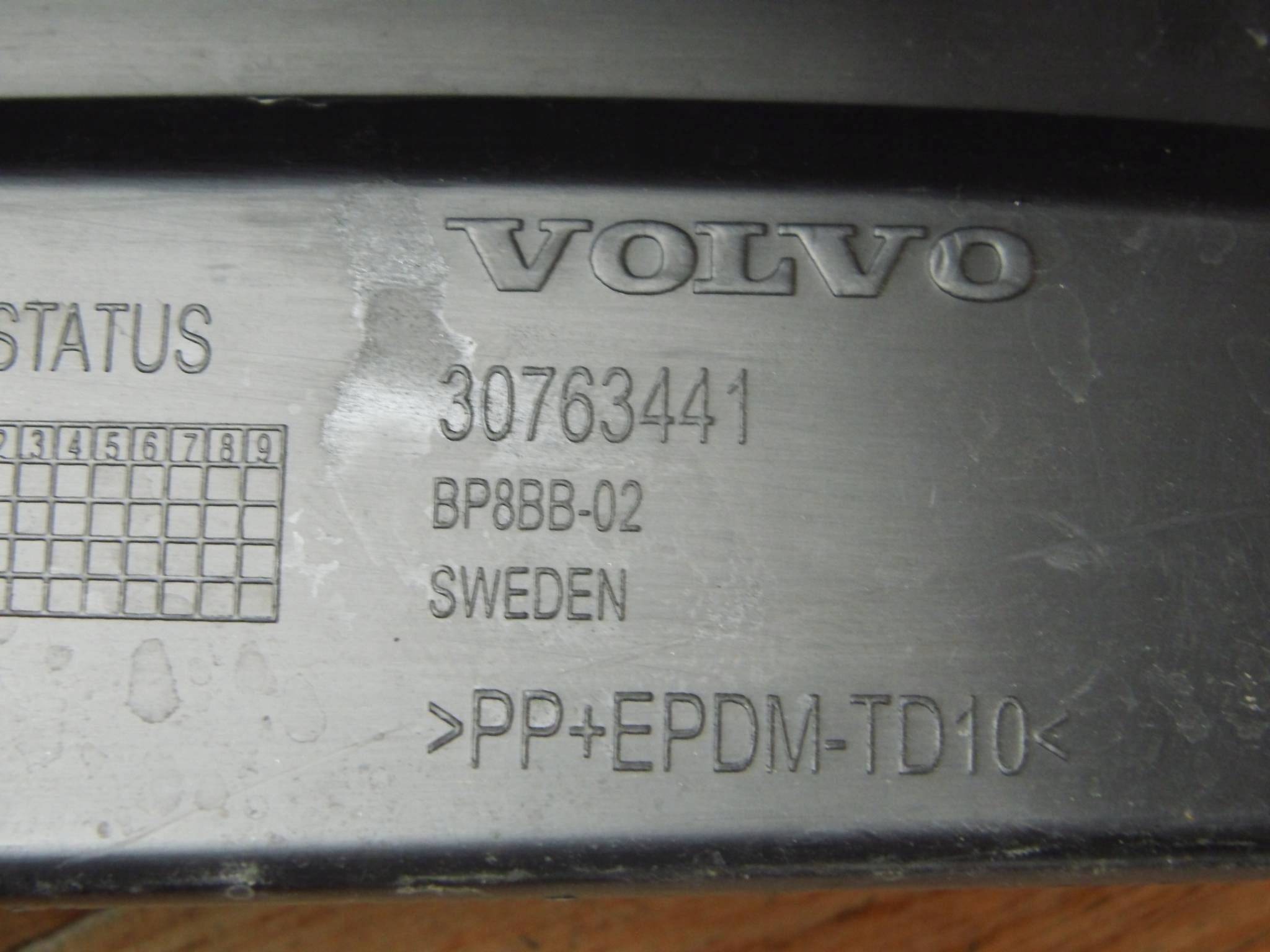 Volvo XC60 e 2008-2016 Supporto maniglia staffa Paraurti posteriore 30763441