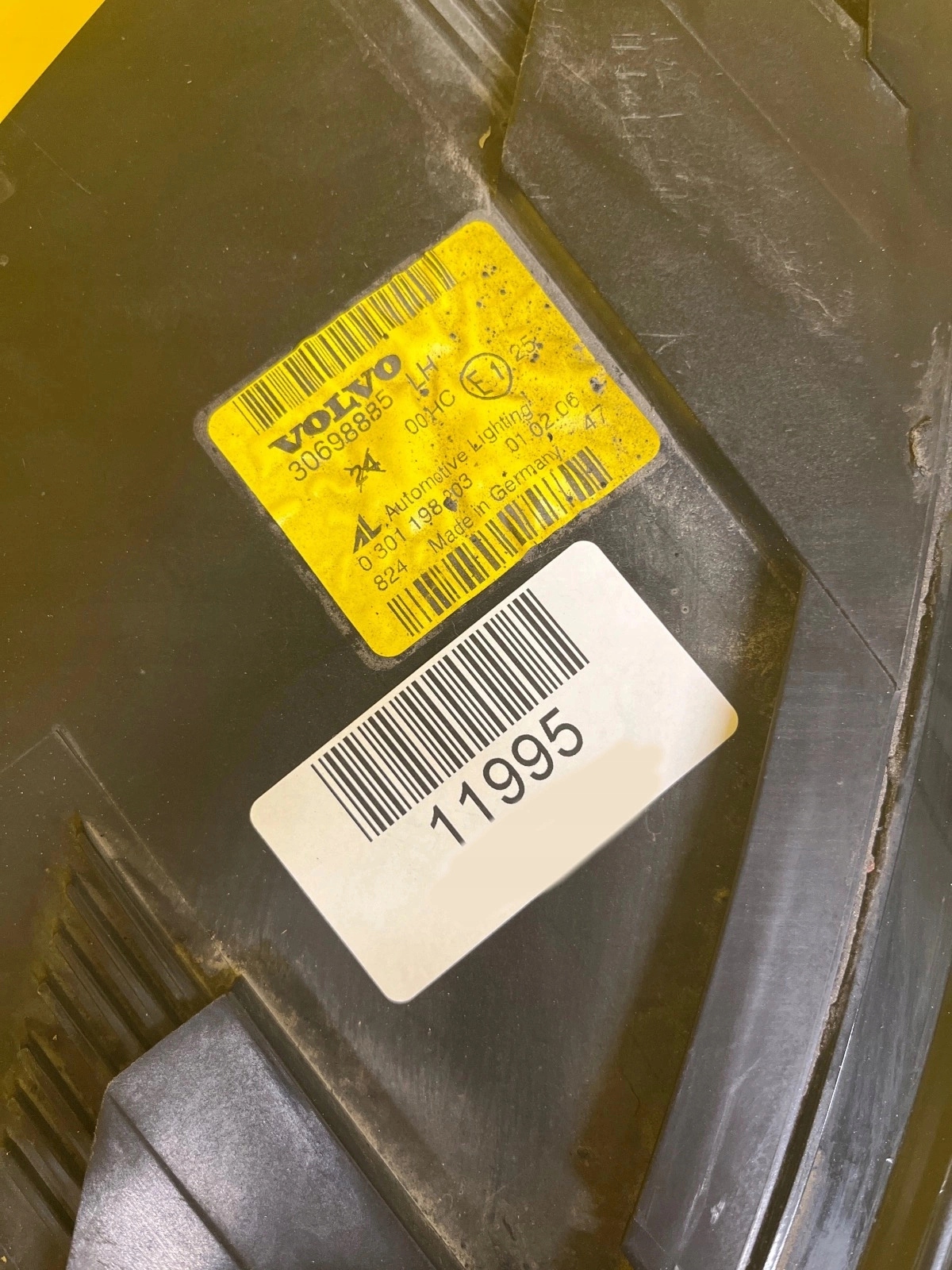 light left Volvo V50 04-07 lens 30698885
