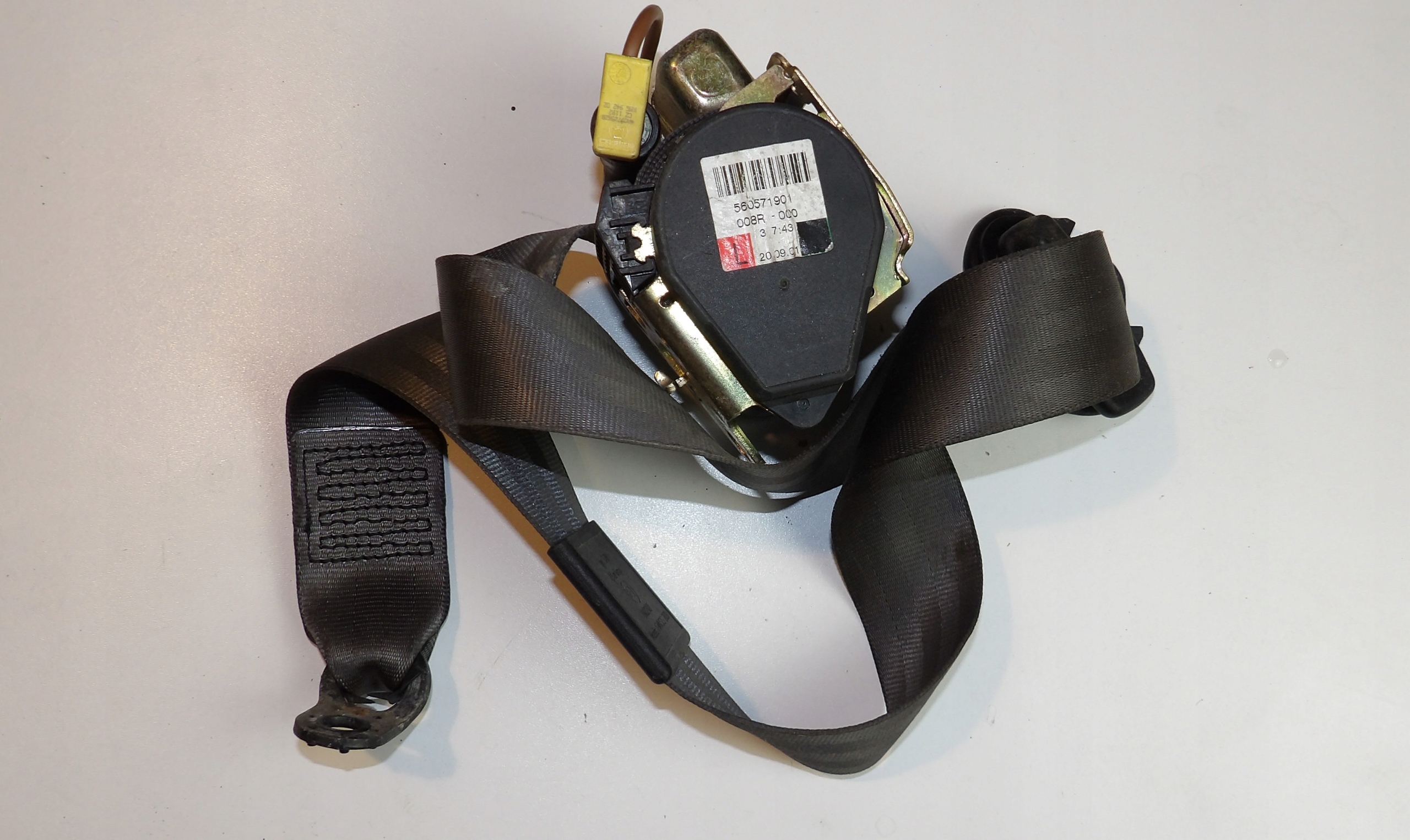 AUDI A6 C5 LIFT tension belt safety left front