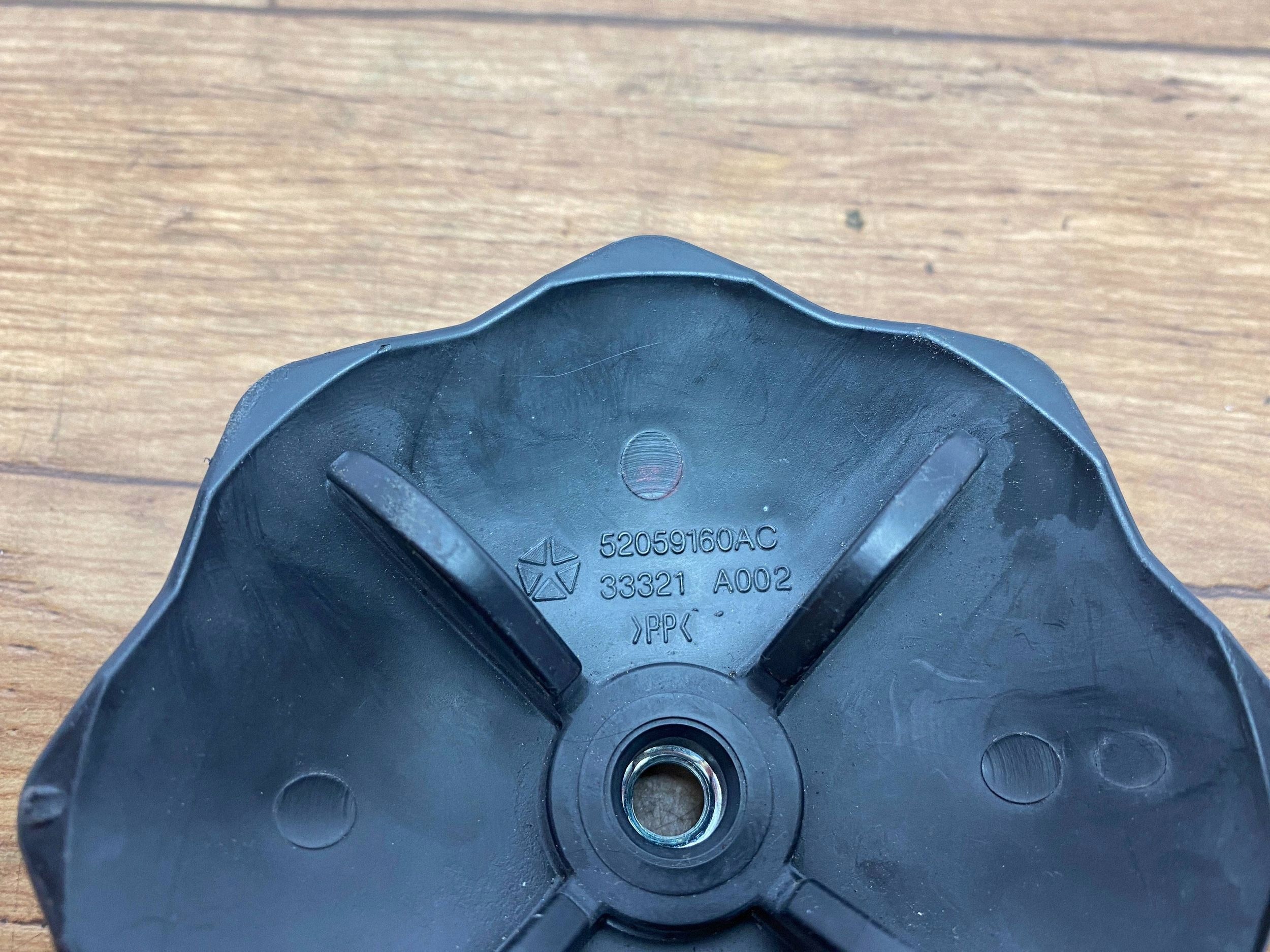 Vis Roues de la roue de secours Dodge Charger 2015+