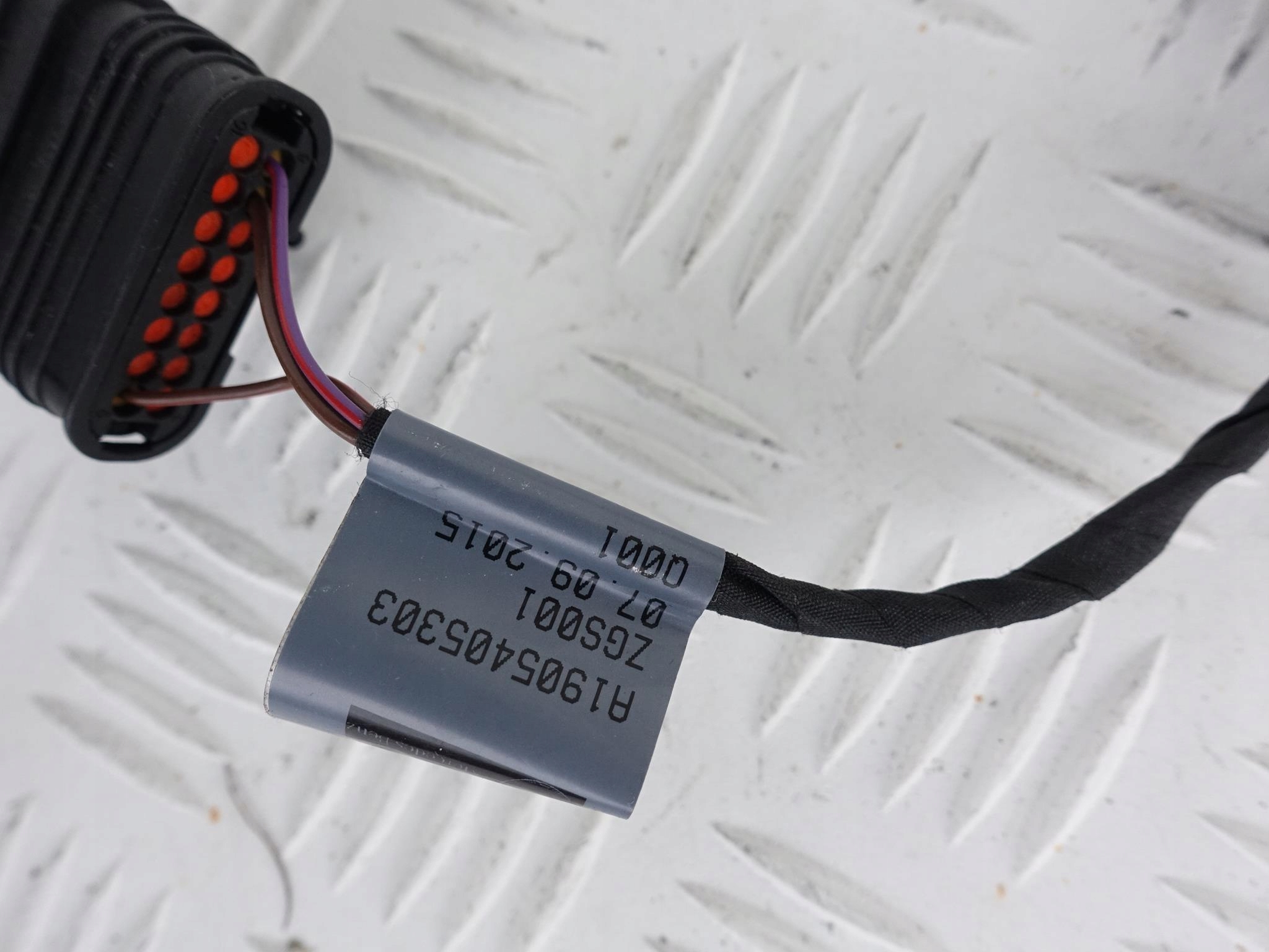 MERCEDES AMG GT 190 wiring bundle W bumper
