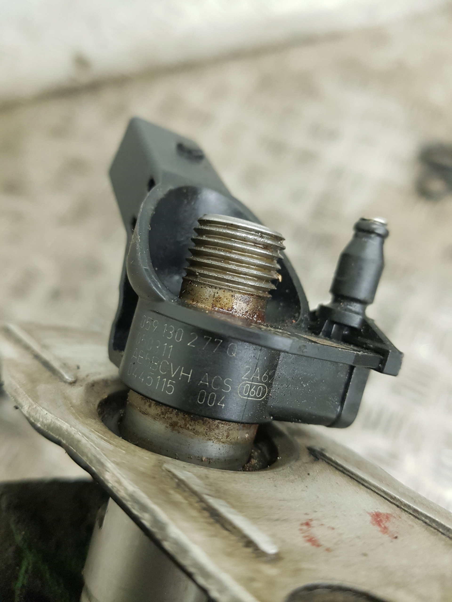 nozzle injector AUDI A6-C6 059130277Q