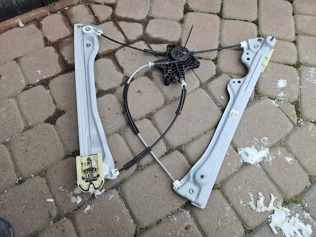 window regulator front front left EUROPA Opel Insignia B 39138553