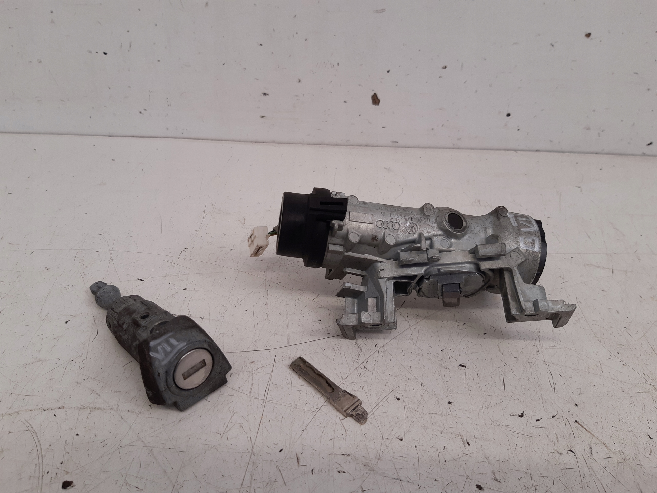 Allumage Insert 5Q0905865 VW Golf VII