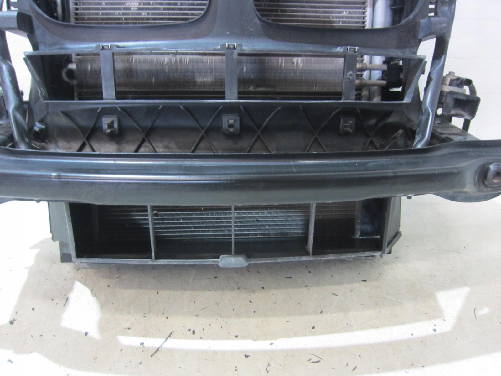 BMW X5 E70 4.8 3.0 Si support panel for radiators radiator sider pillar 7165458