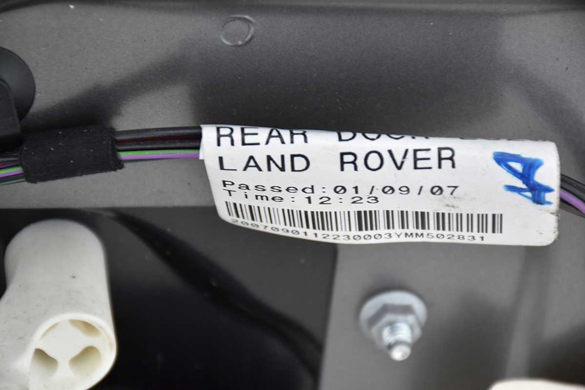 Tür hinten heck rechts LAND ROVER L320
