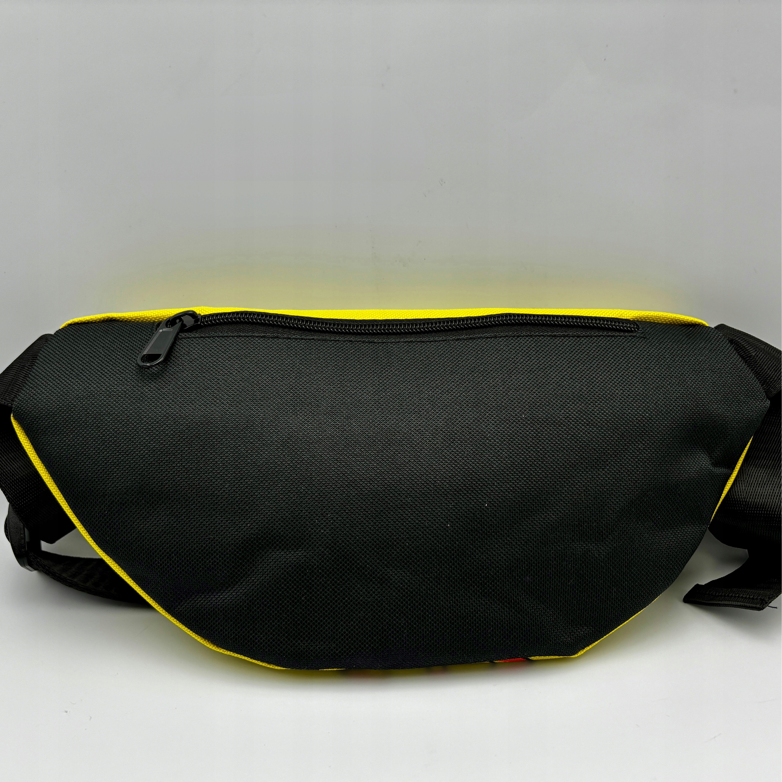 PIKACHU NERKA DZIECIĘCA PIKACZU POKEMON ŻÓŁTA SASZETKA PREZENT Typ nerka