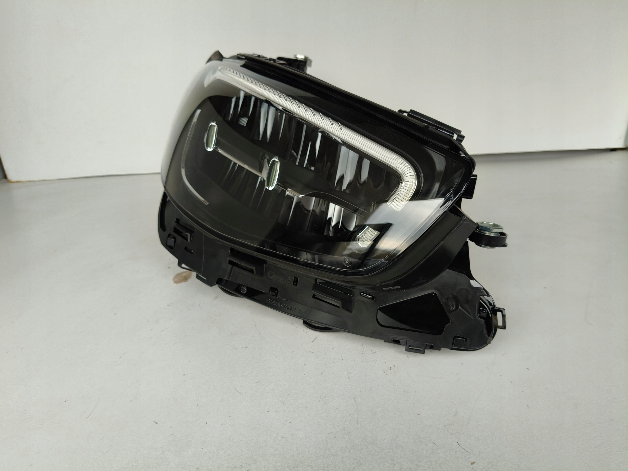 light right REFLEKTOR MERCEDES E-KLASA W213 LIFT FULL LED