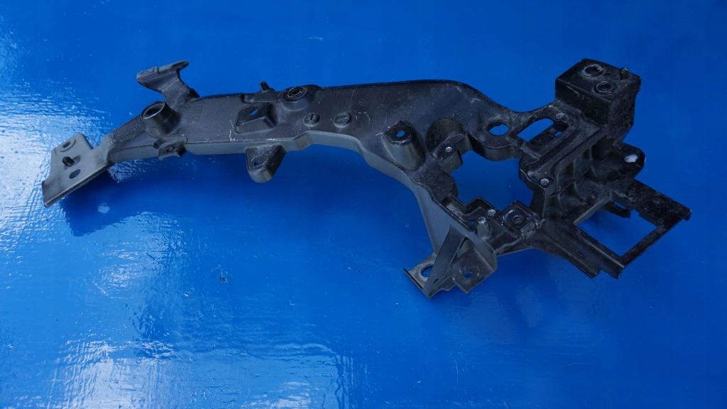 VOLVO POLESTAR 2 - Poignée Console LEWEJ Feux phare