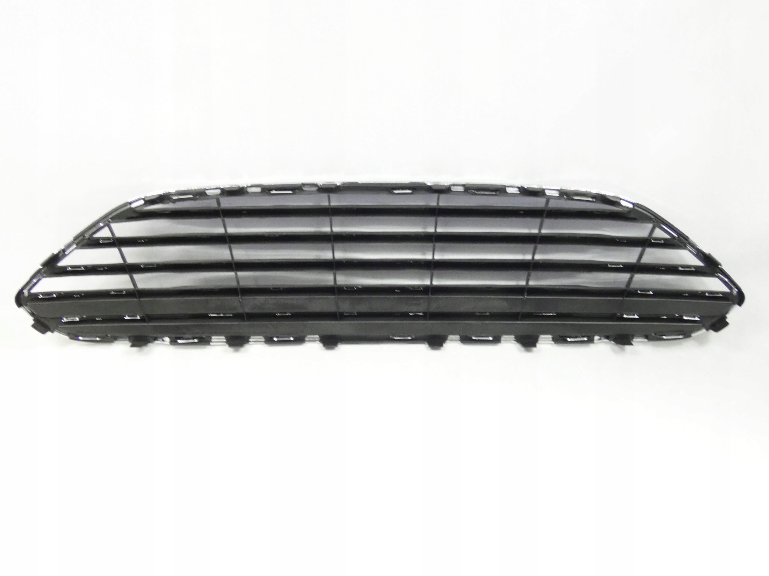 FORD FIESTA MK7 13-17 ATRAPA KRATKA GRILL CHROM Kolor czarny