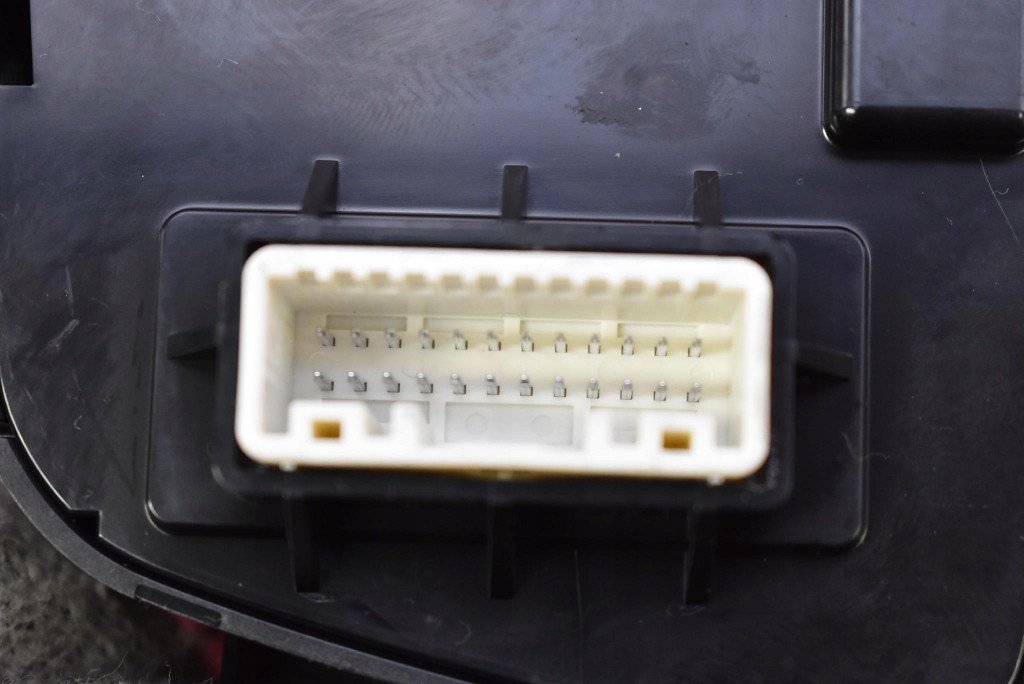 PANEL switch DRIVE MODE 93300P1010 KIA SPORTAGE 5 V 21-25