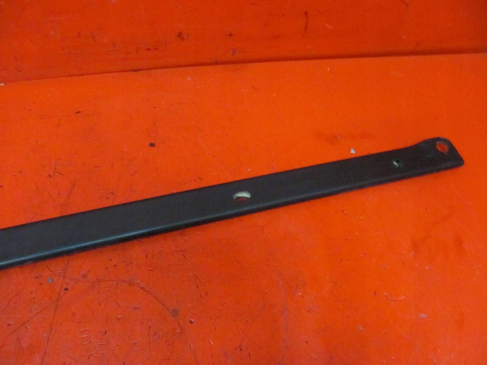 CITROEN C3 AIRCROSS 2R 1.2 PureTech sider console holder below radiator