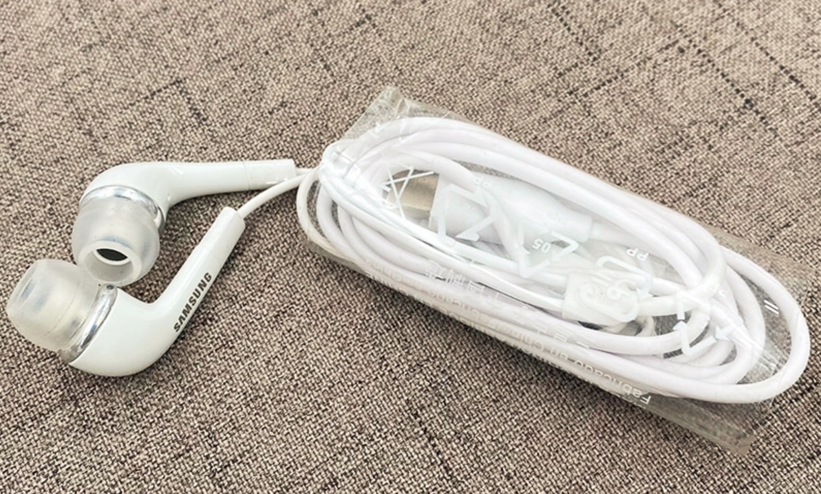 Oryginalne DOUSZNE Słuchawki Samsung l USB-C Typ-u C Kod producenta ehs64