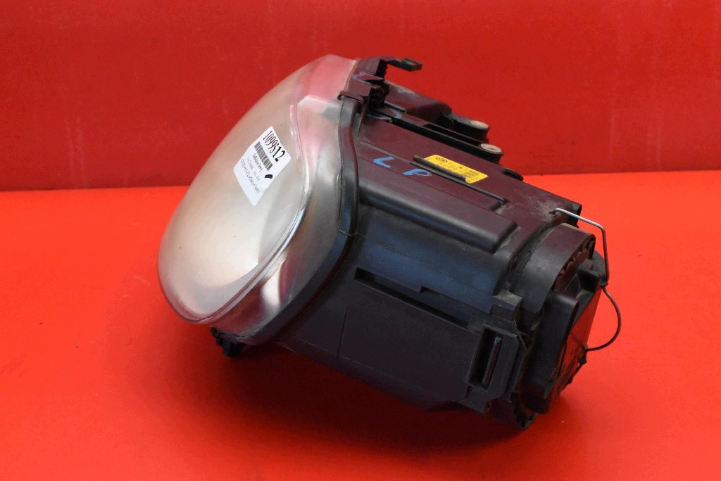 REFLEKTOR left light front EU 1T0941005D VW TOURAN 1 and 03-06