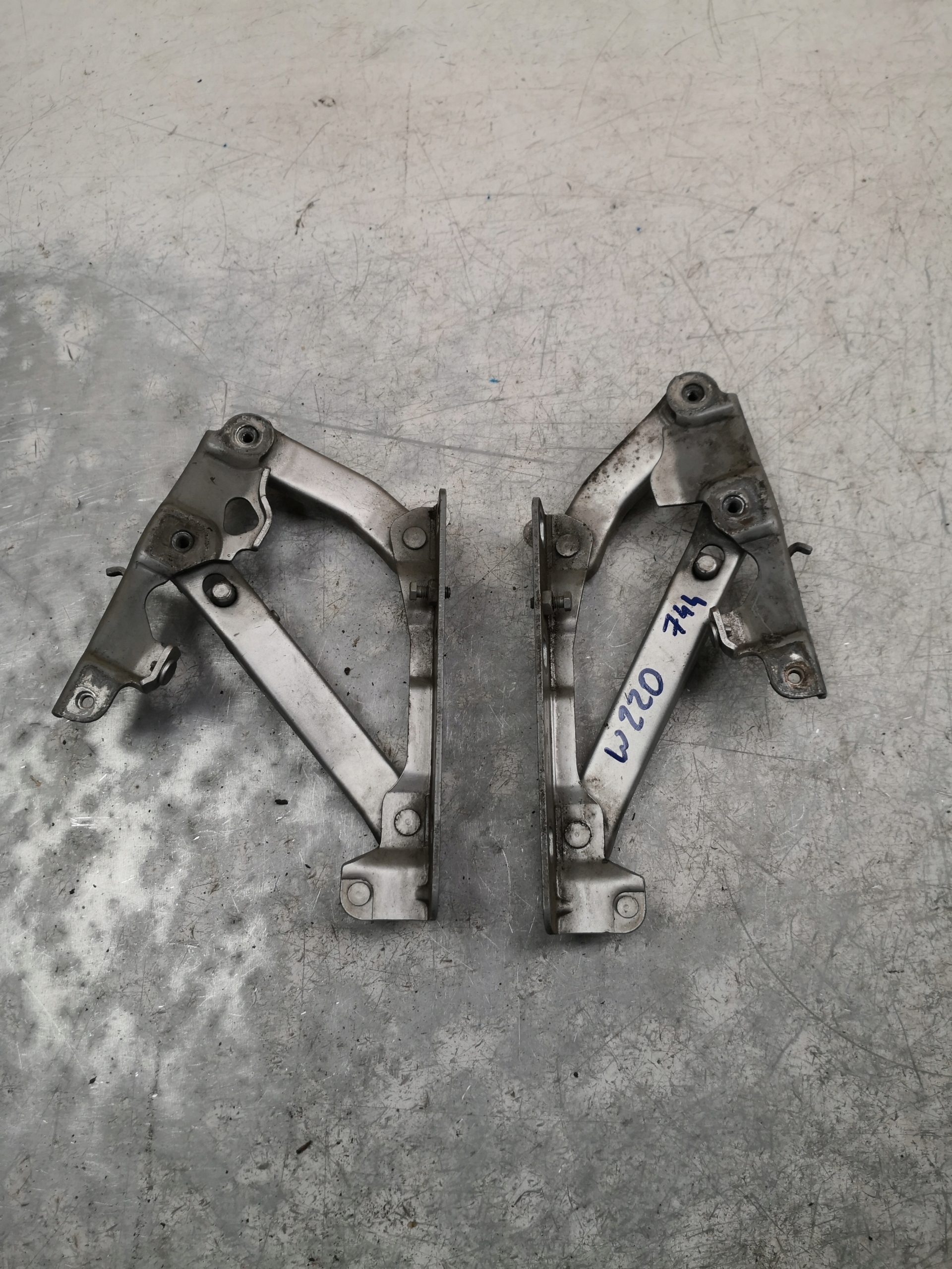 Cerniere cofano MERCEDES W220 2208800128 744