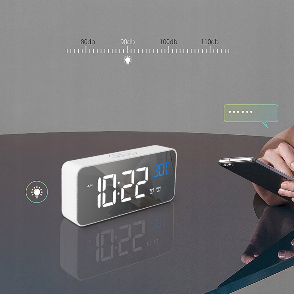 Cyfrowy zegar lustrzany LED z muzyką na zewnątrz przy łóżku Marka 2VV