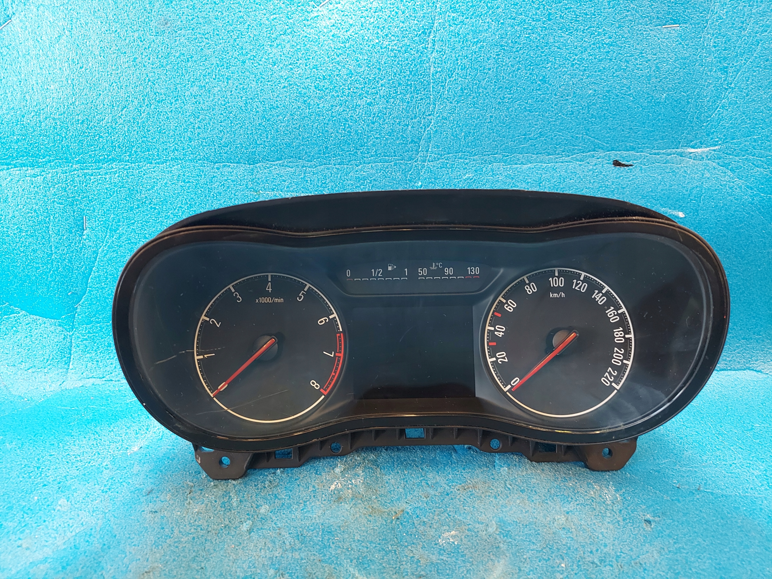 budíky hodiny CORSA E 1.2 B 39204199