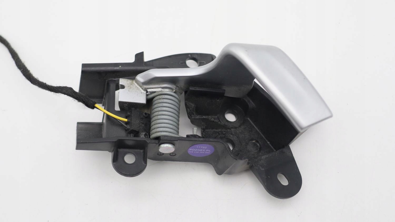 TESLA MODEL S KLAMKA DRZWI WNETRZNA PRZOD PRAWA Part manufacturer Tesla