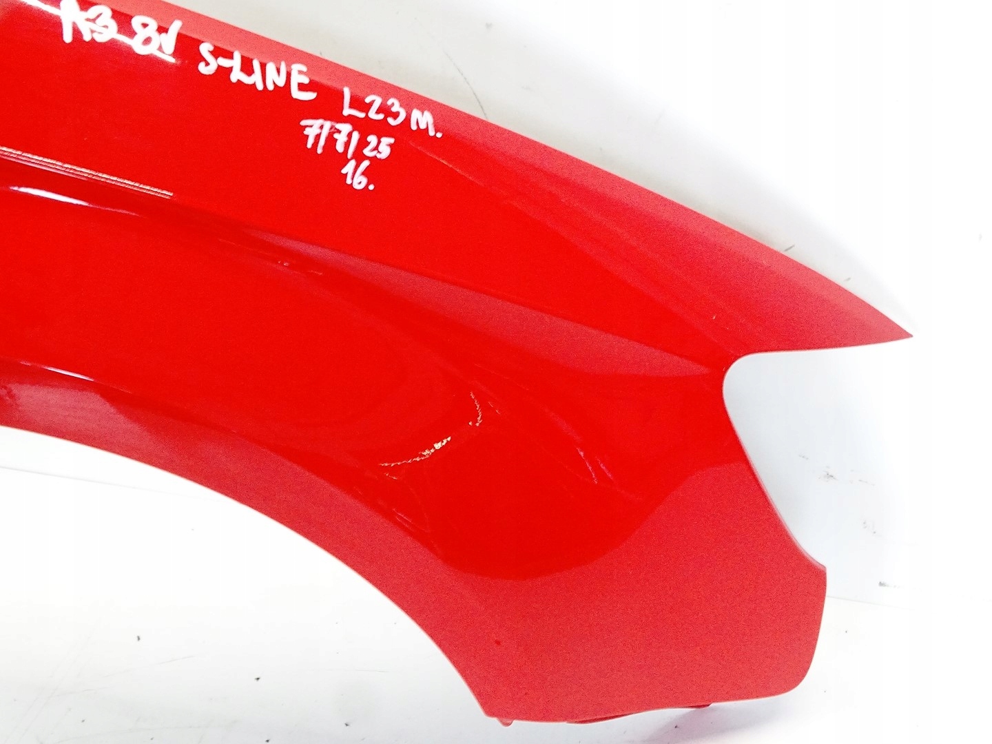 fender right front front AUDI A3 8V LZ3M S-LINE