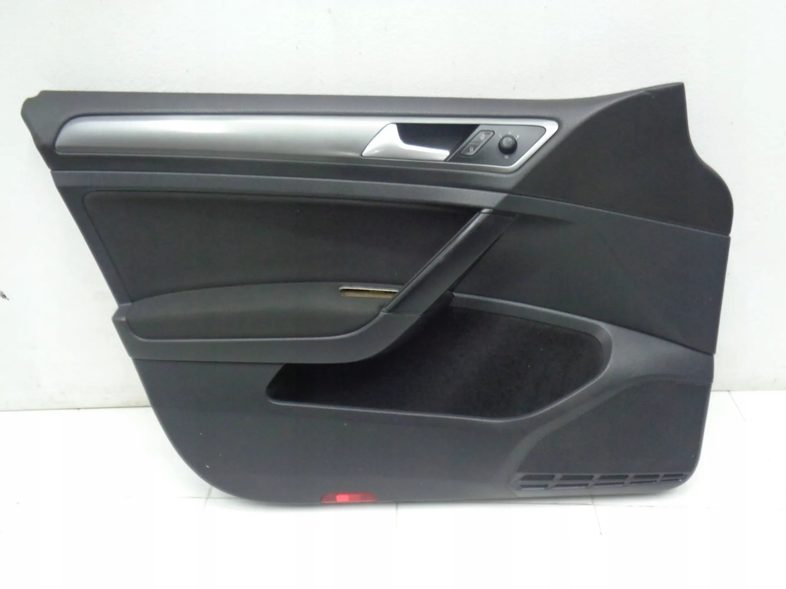 VW GOLF VII 7 upholstery side door left front EUROPA 15r