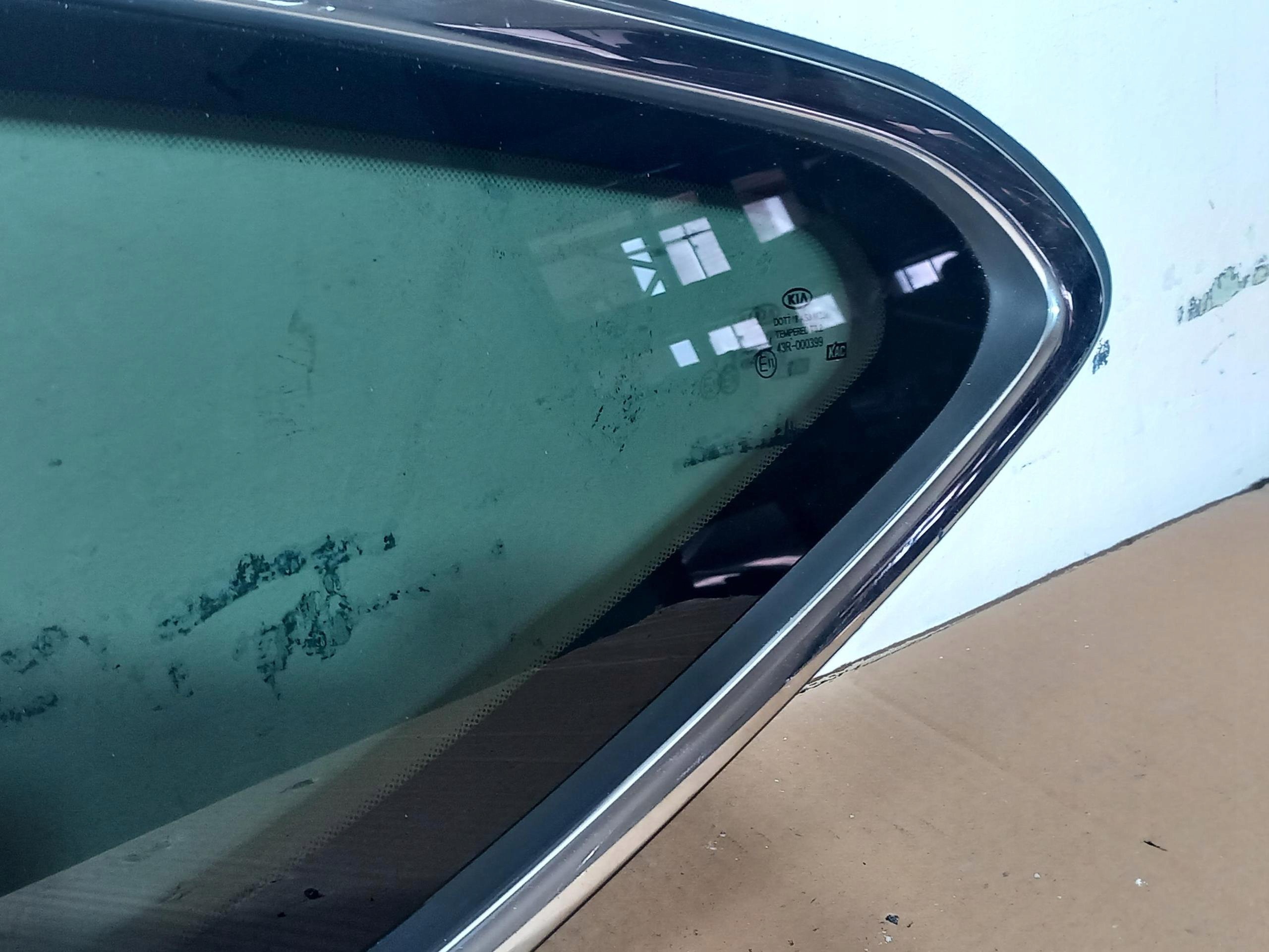 window bodywork side left rear part KIA CEED II GT 87810-A2800