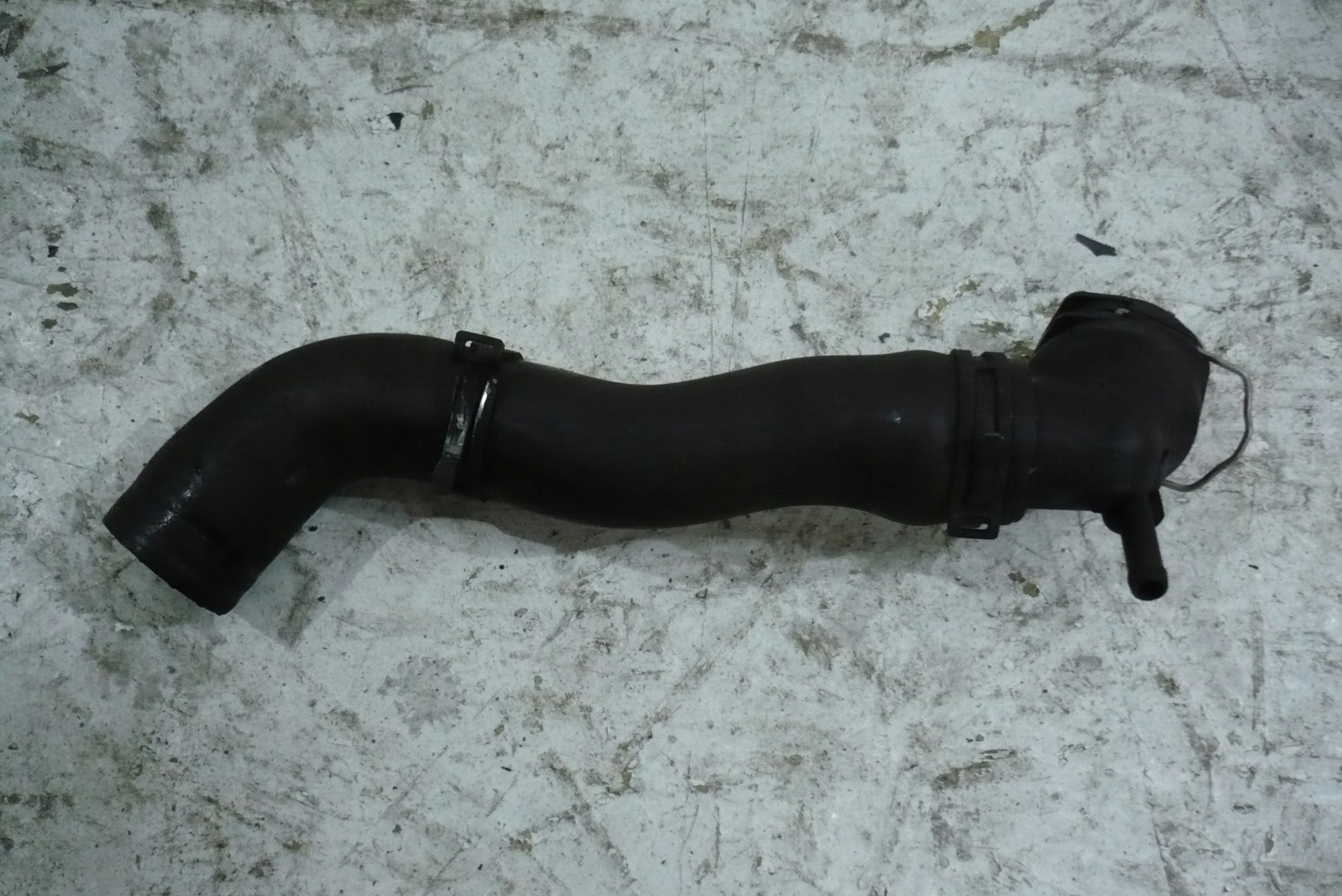 VW Audi Seat Skoda crijevo prijenos vode 3C0122291