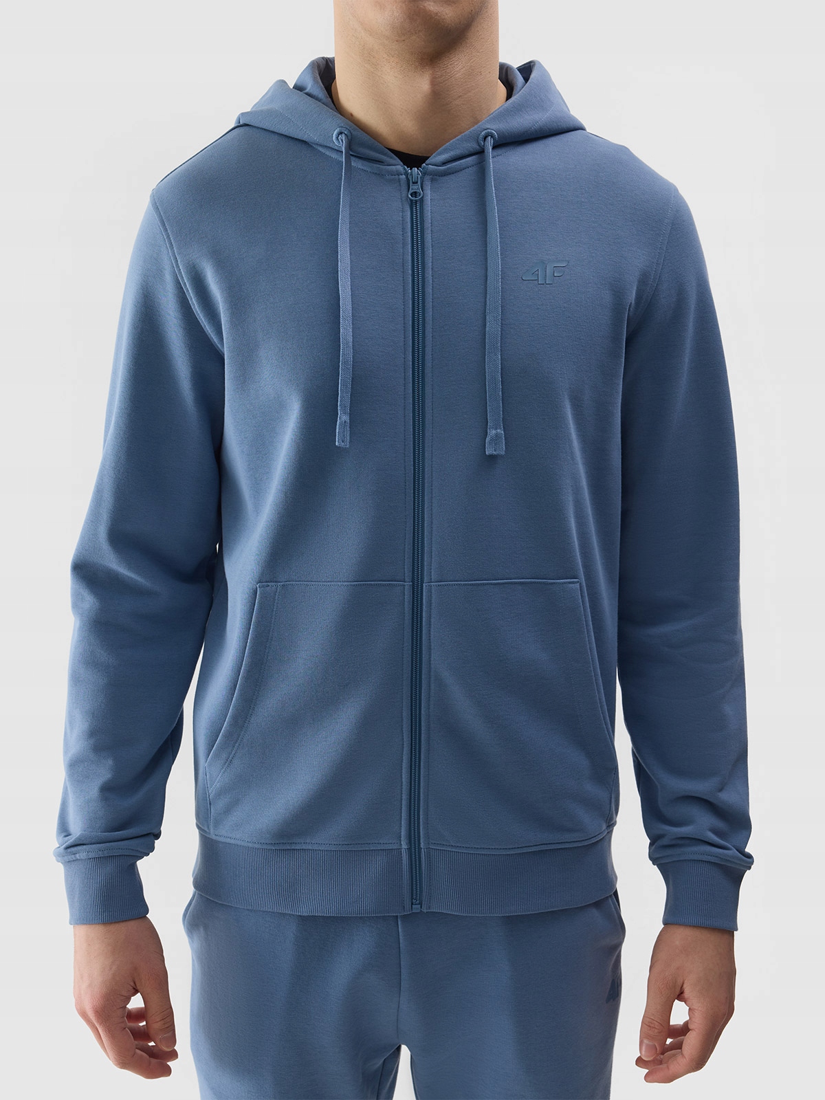 4F BLUZA MĘSKA DRESOWA SPORTOWA ROZPINANA Z KAPTUREM SS24 Rodzaj rozpinane z kapturem