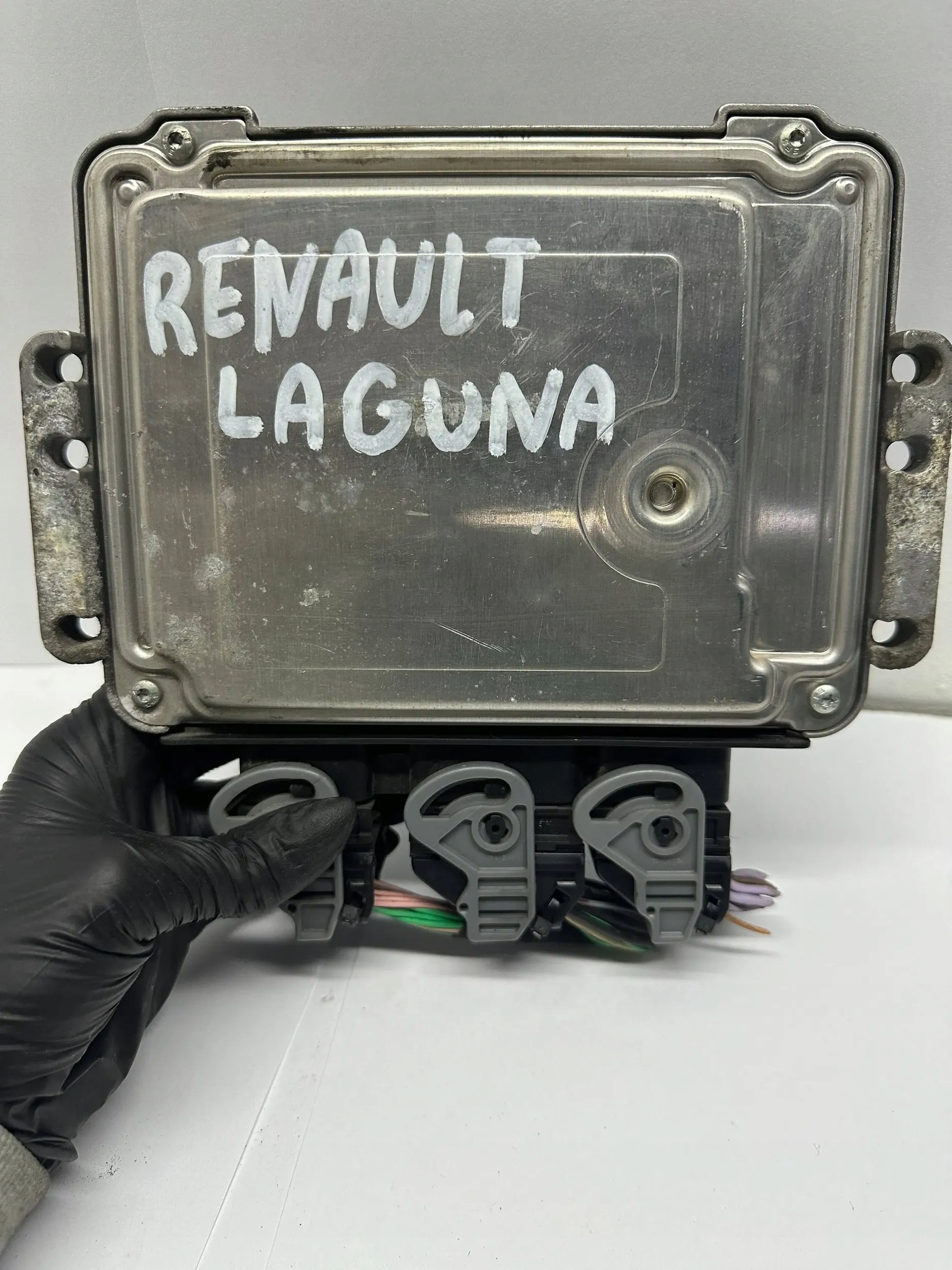 control unit RENAULT LAGUNA 0281011969 8200311539