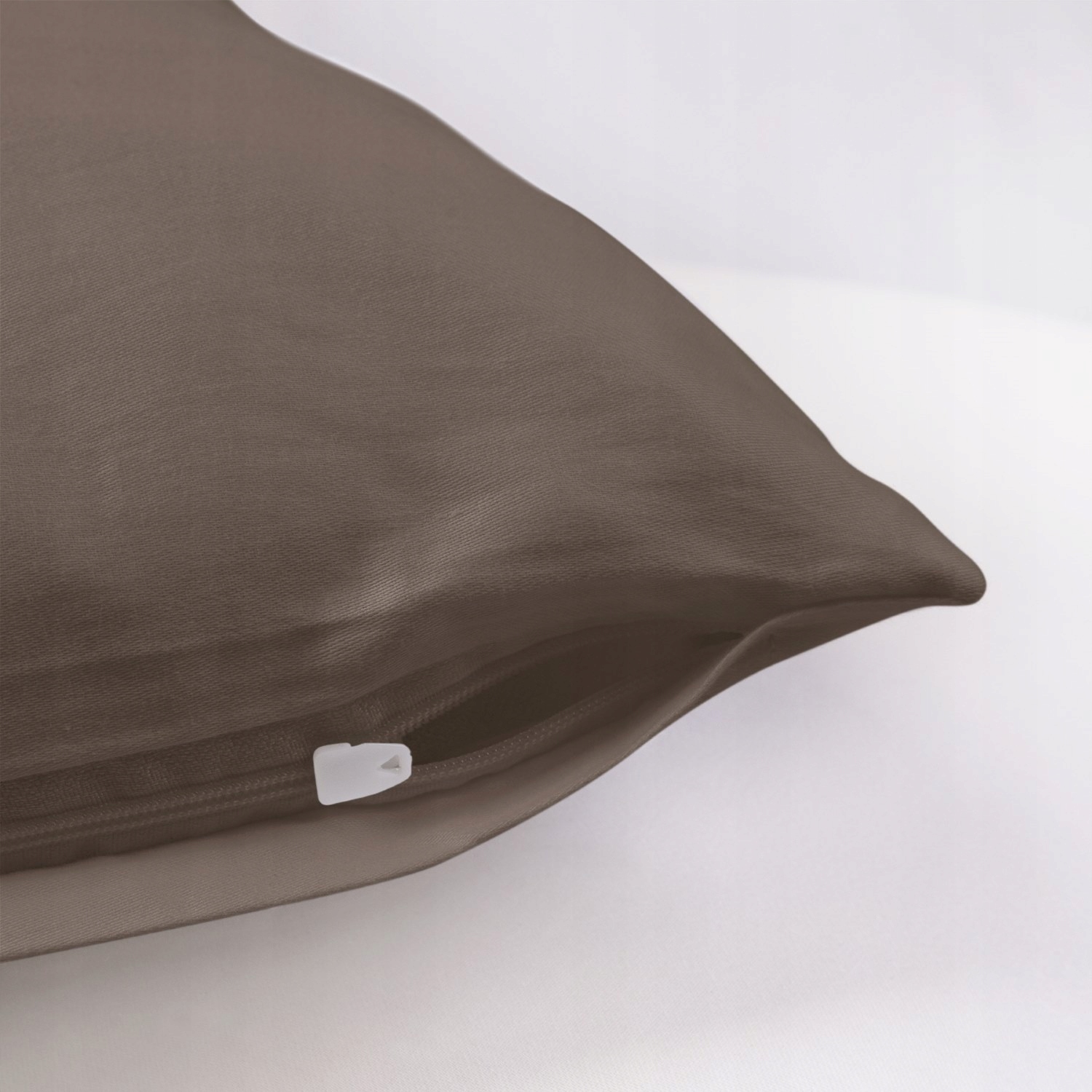 POSZEWKA 70X80 NA PODUSZKĘ SATYNOWA BAWEŁNIANA DO SPANIA Z POLSKI BRĄZOWA Marka inna