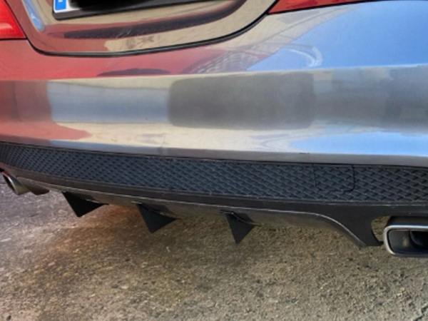 4x DOKŁADKI ZDERZAKA TYLNEGO DYFUZOR HYUNDAI KIA LEXUS SAAB LAND ROVER MG Strona zabudowy tył