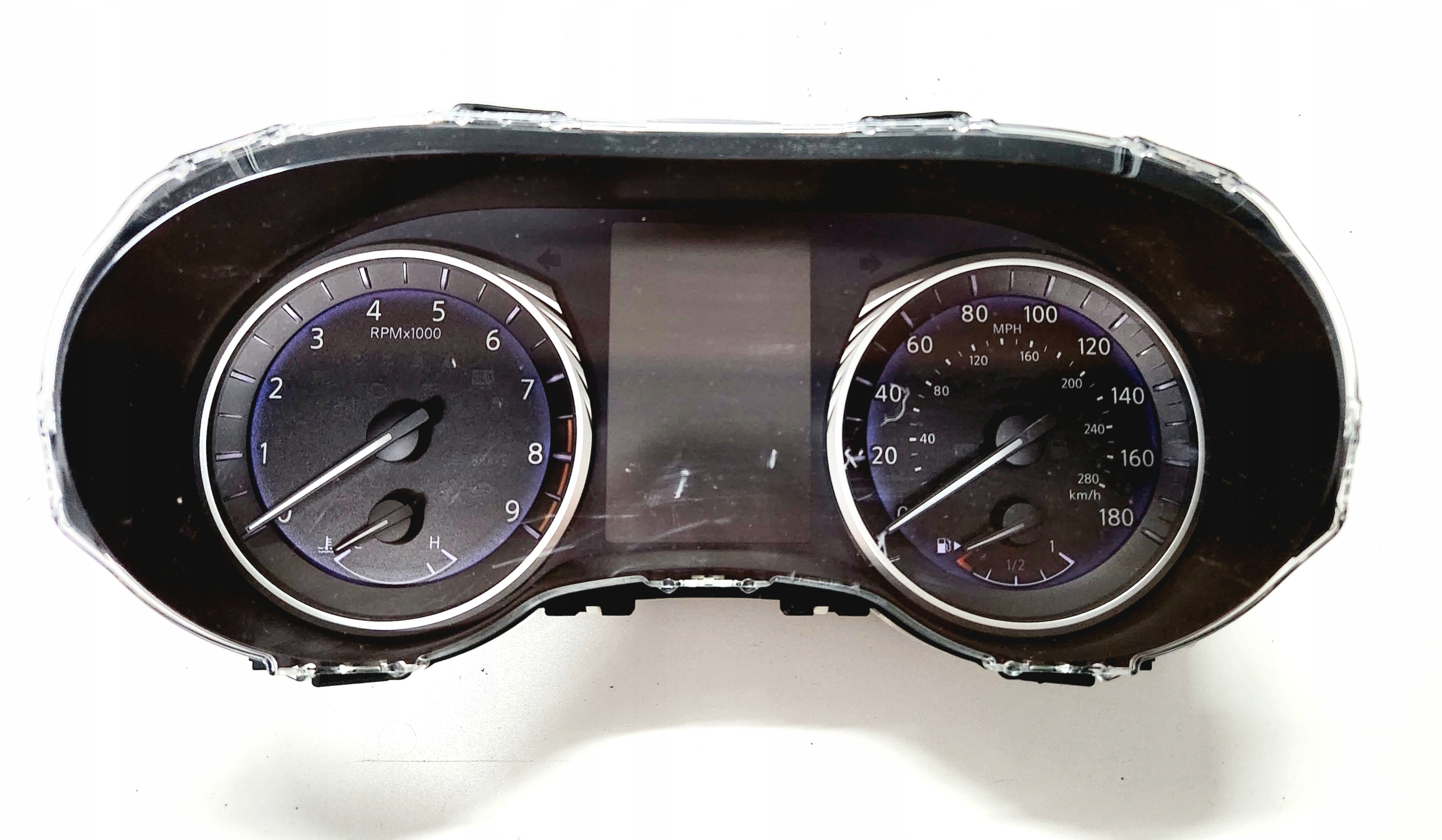 LICZNIKI dials INFINITI Q50 USA
