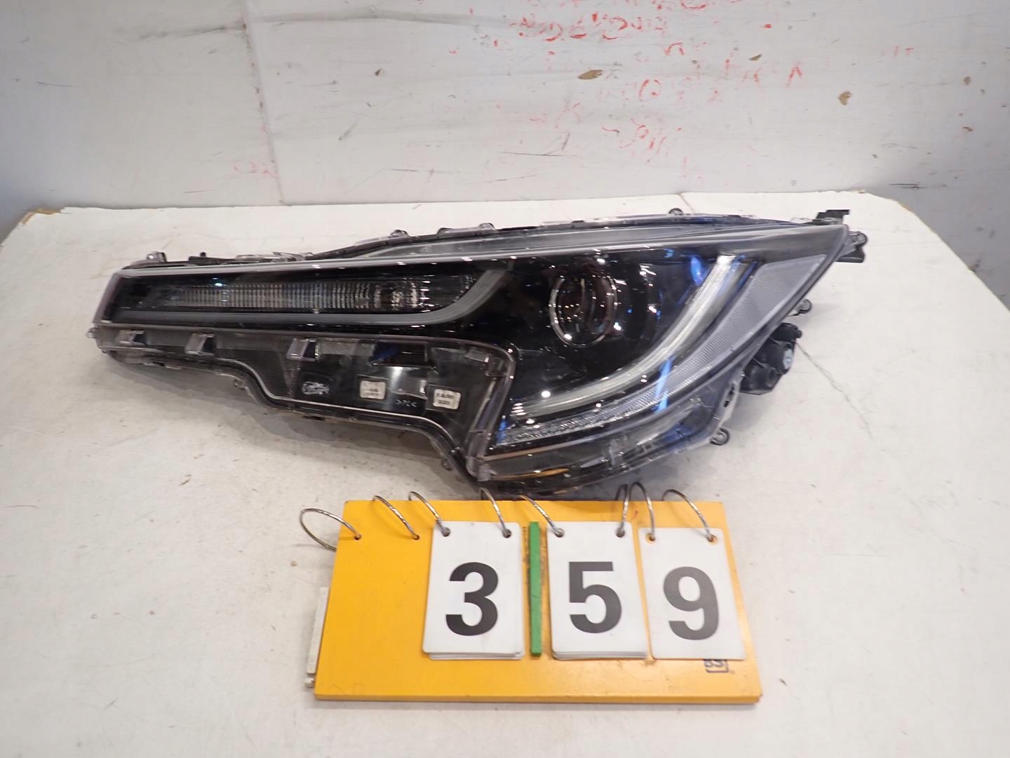 light front front left TOYOTA COROLLA E21 2019- FULL LED 81150-02S70