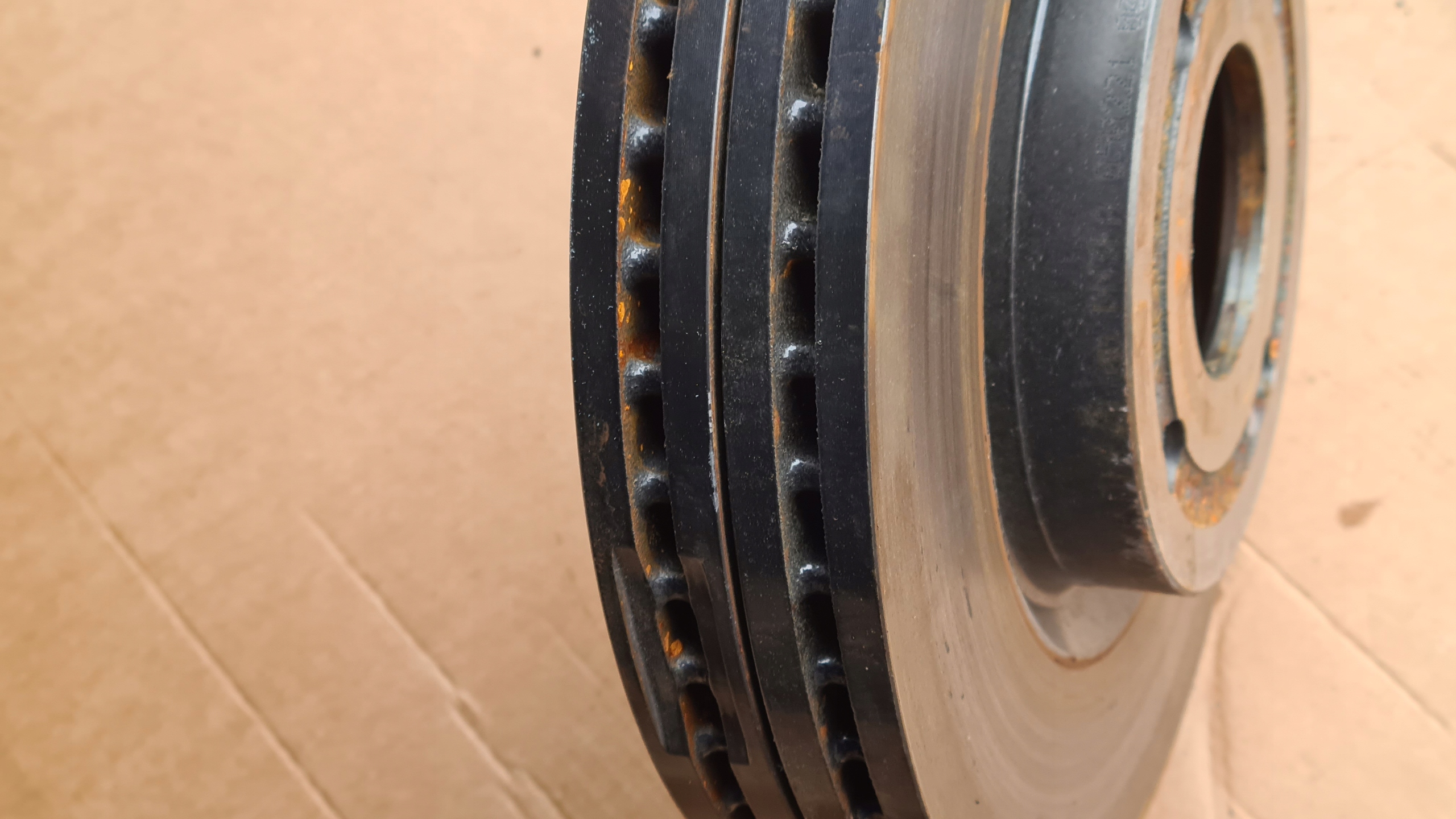 FORD FIESTA MK8 ST 1.5 discs+plates front OE