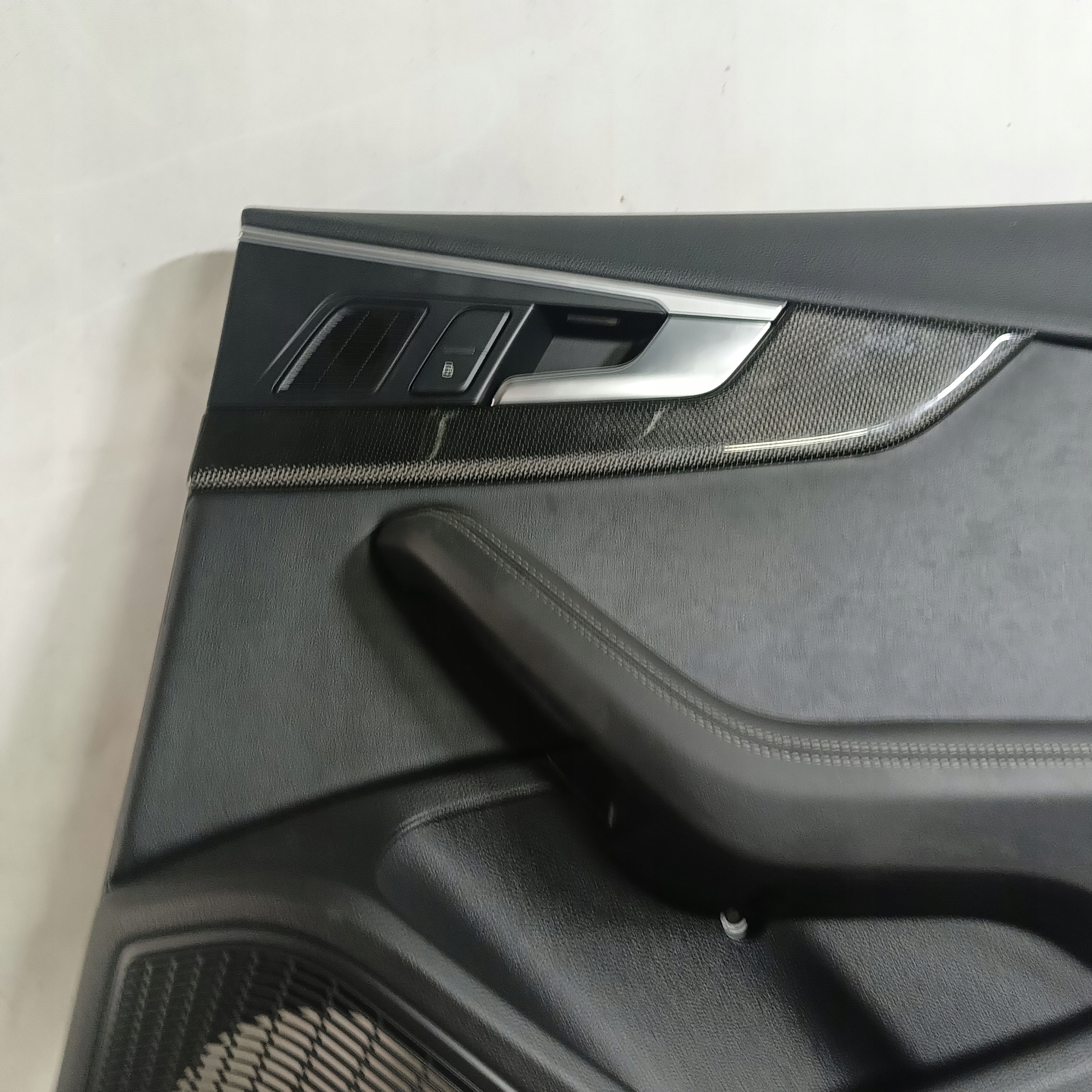 дверные карты кожа Audi OE 8W8867487