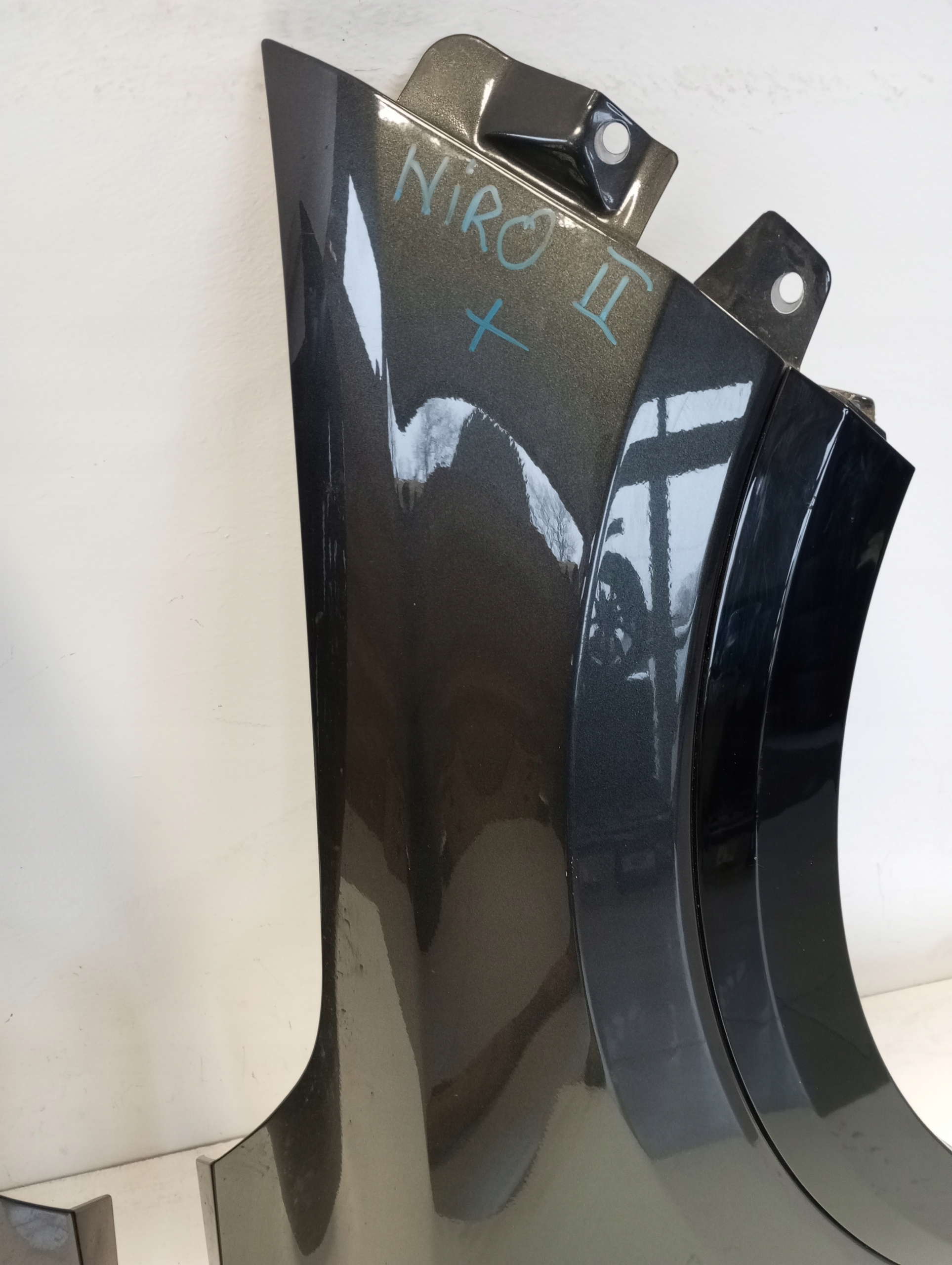 fender right left KIA NIRO II
