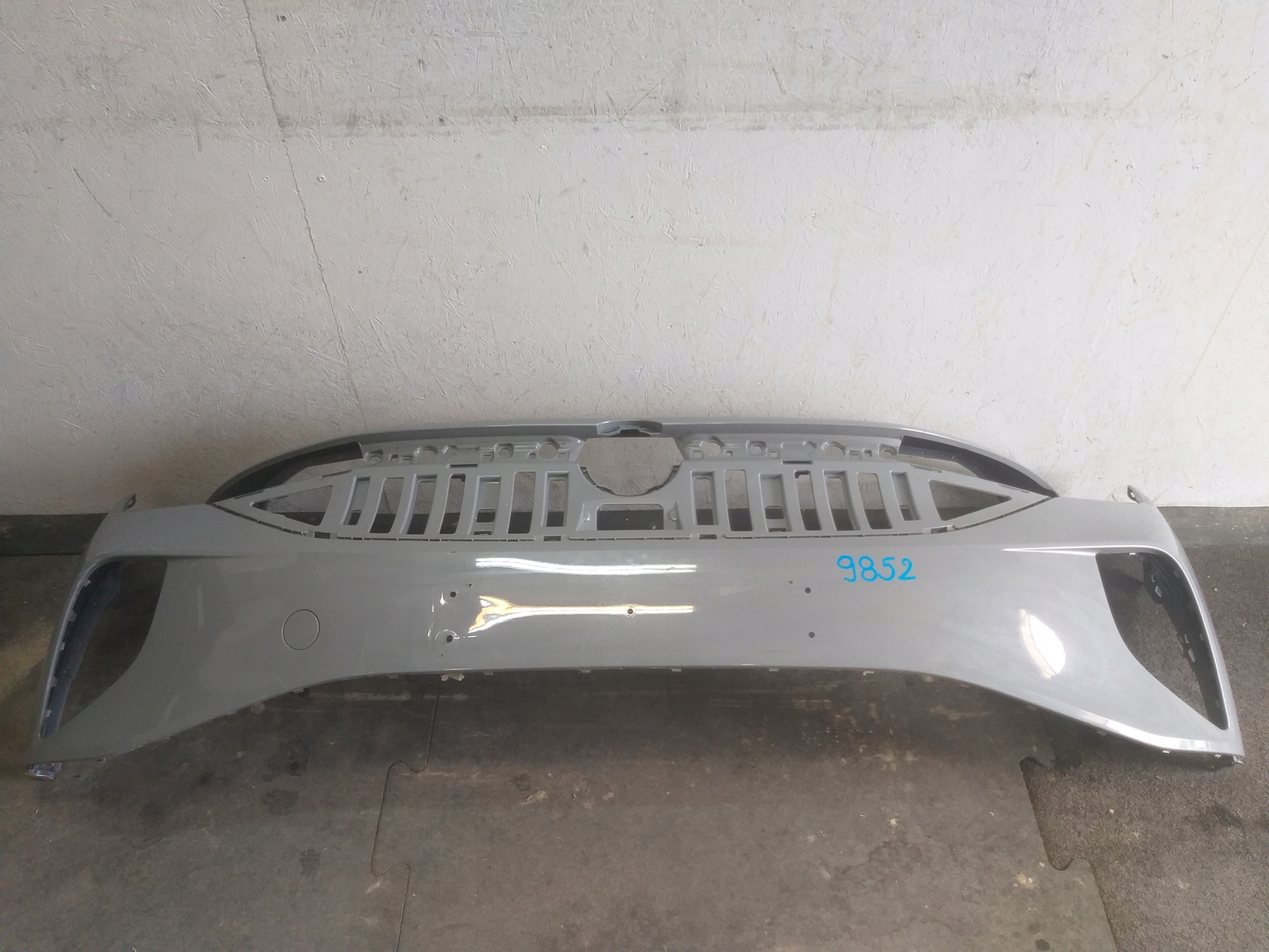 bumper front VW ID4 ID-4 ID 4 11A