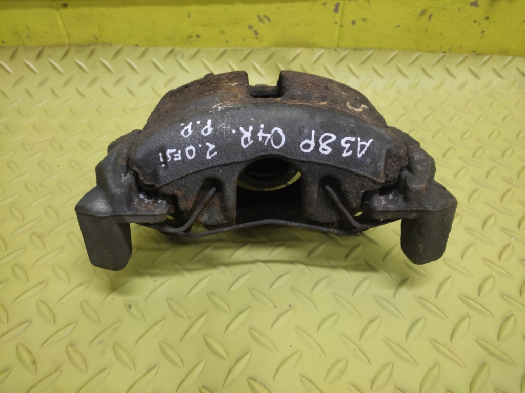 AUDI A3 8P 2.0 FSI caliper brake right front