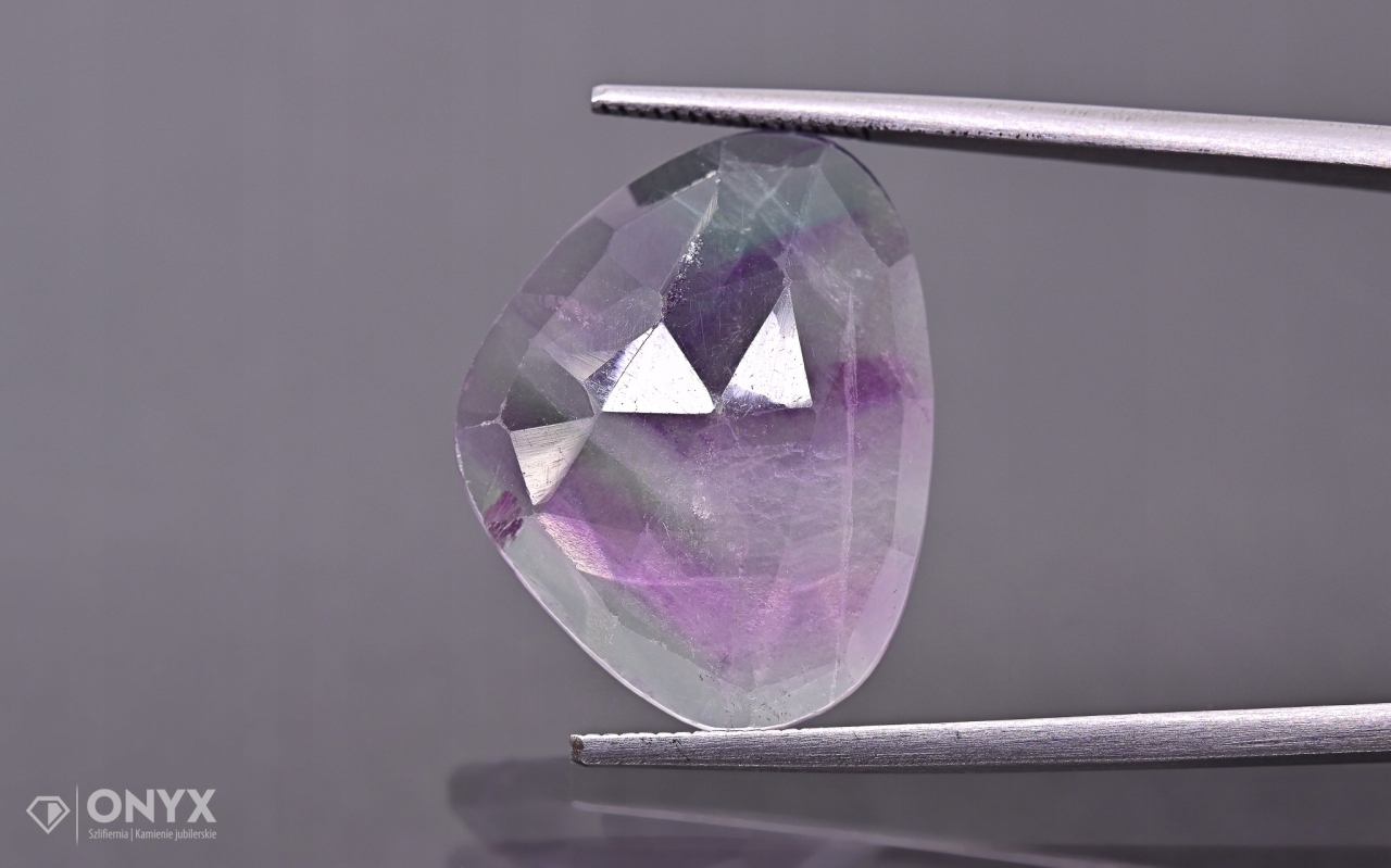 Fluorit fazetovaná nepravidelná růžice 21x16,5 mm