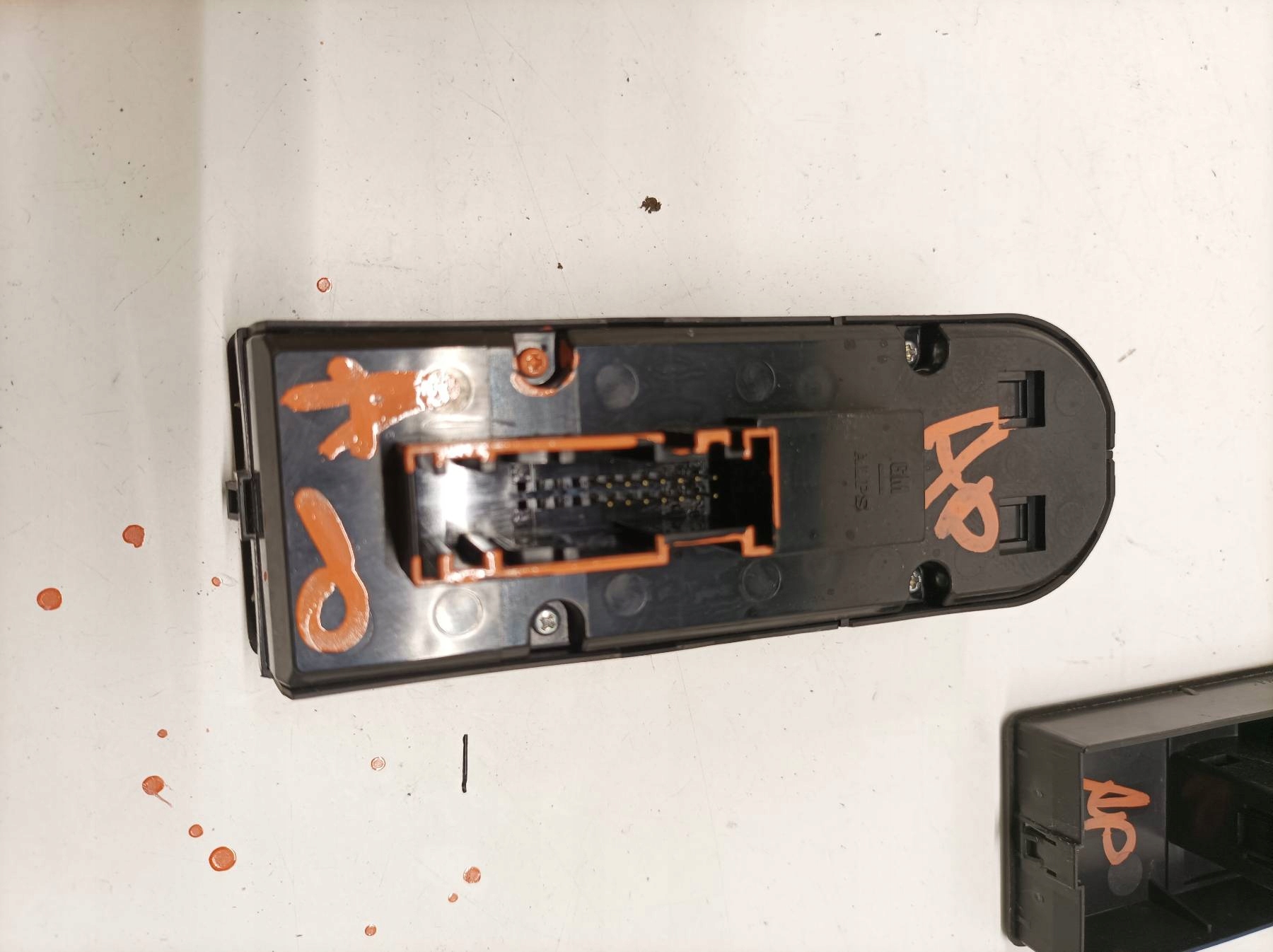 window control switch front left right 13228706 Opel Zafira II (2005- )