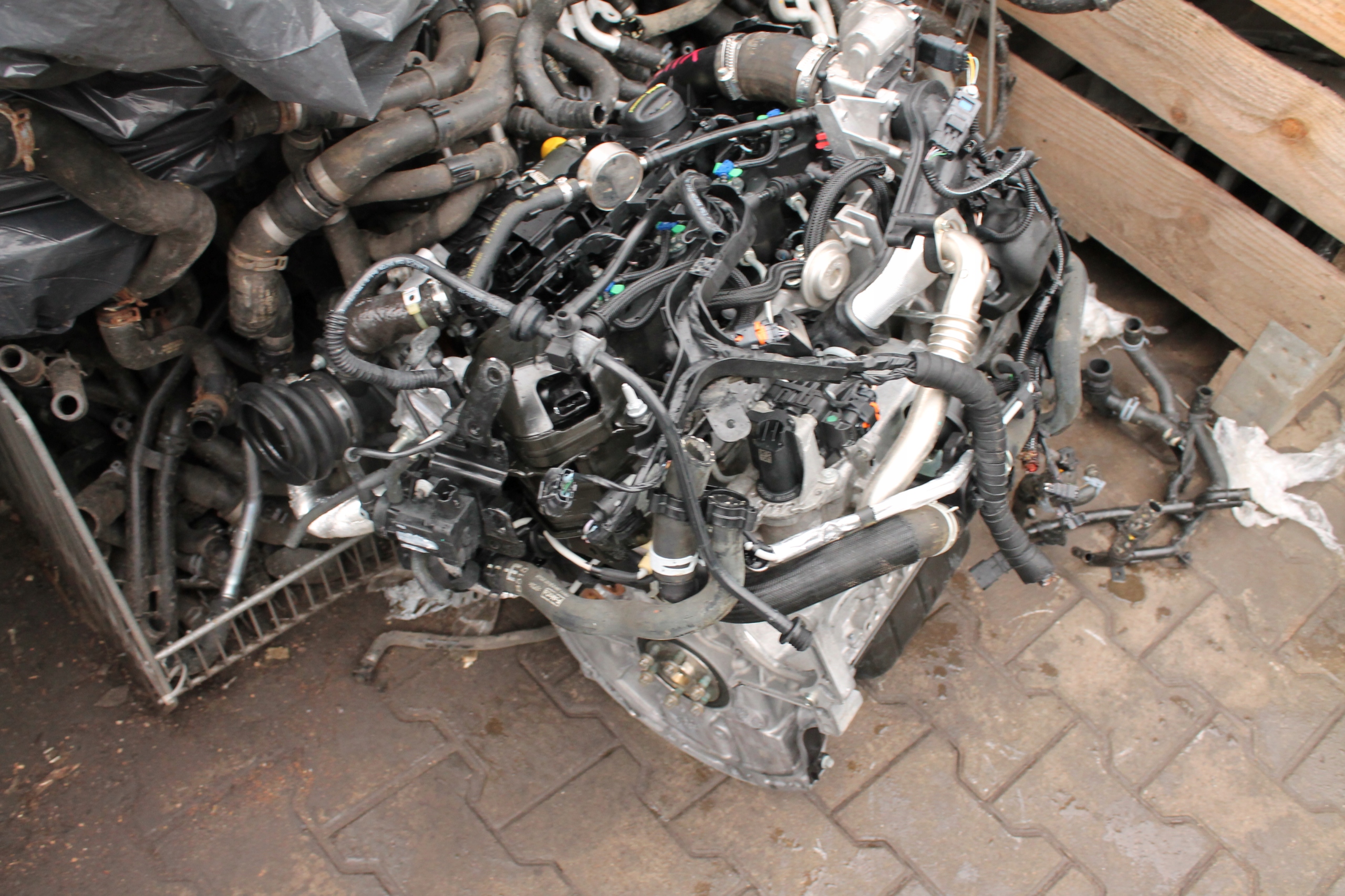 engine complete FORD 1,5TDCI XUJH 30 TYSKM