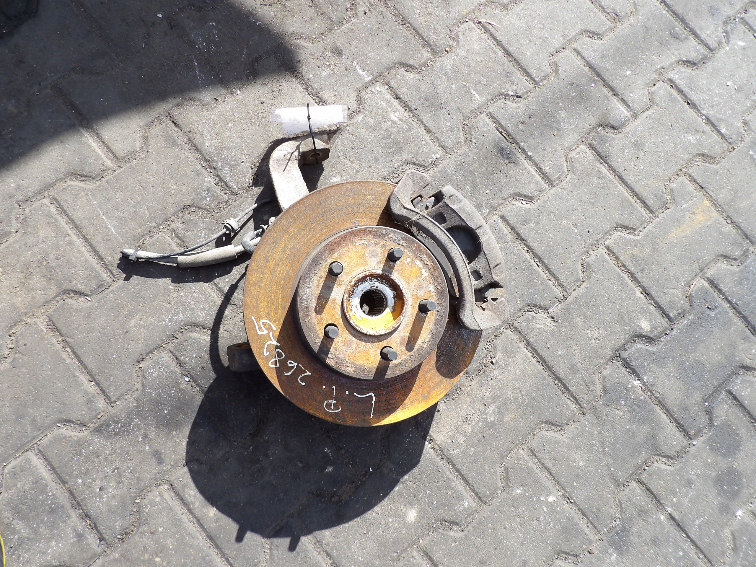 Jeep Cherokke III KJ swing front left