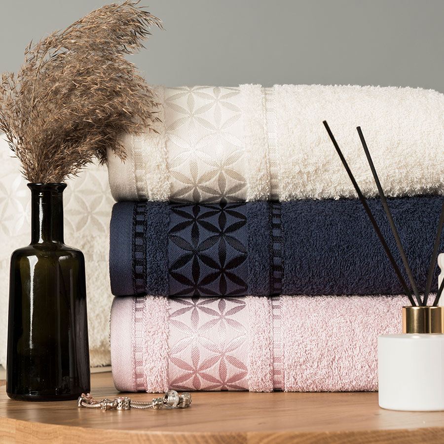 Ręcznik PAOLA kremowy 50x90