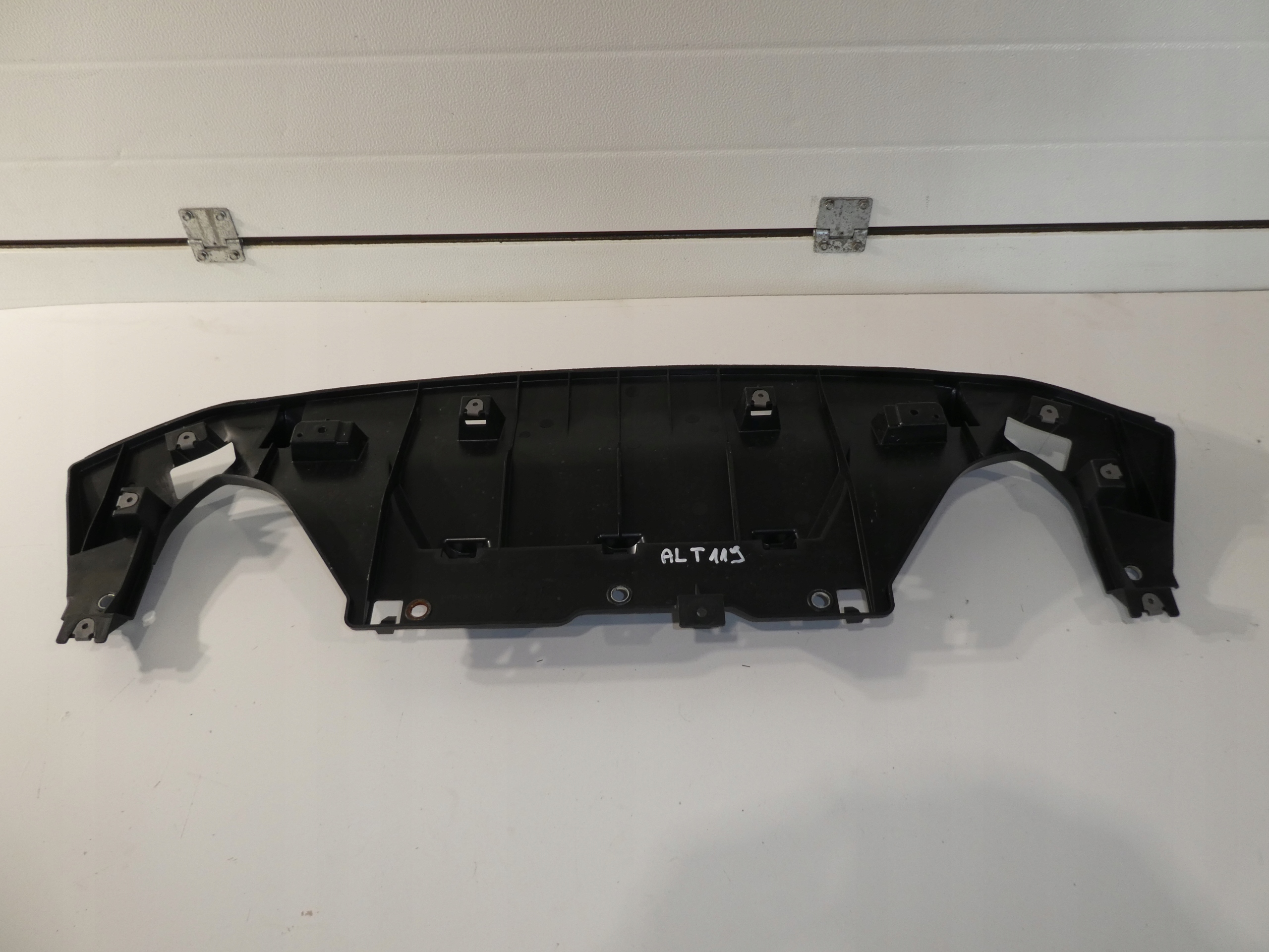 BLENDE ABDECKUNG DER STOSSSTANGE VORNE MAZDA CX5 II K2443