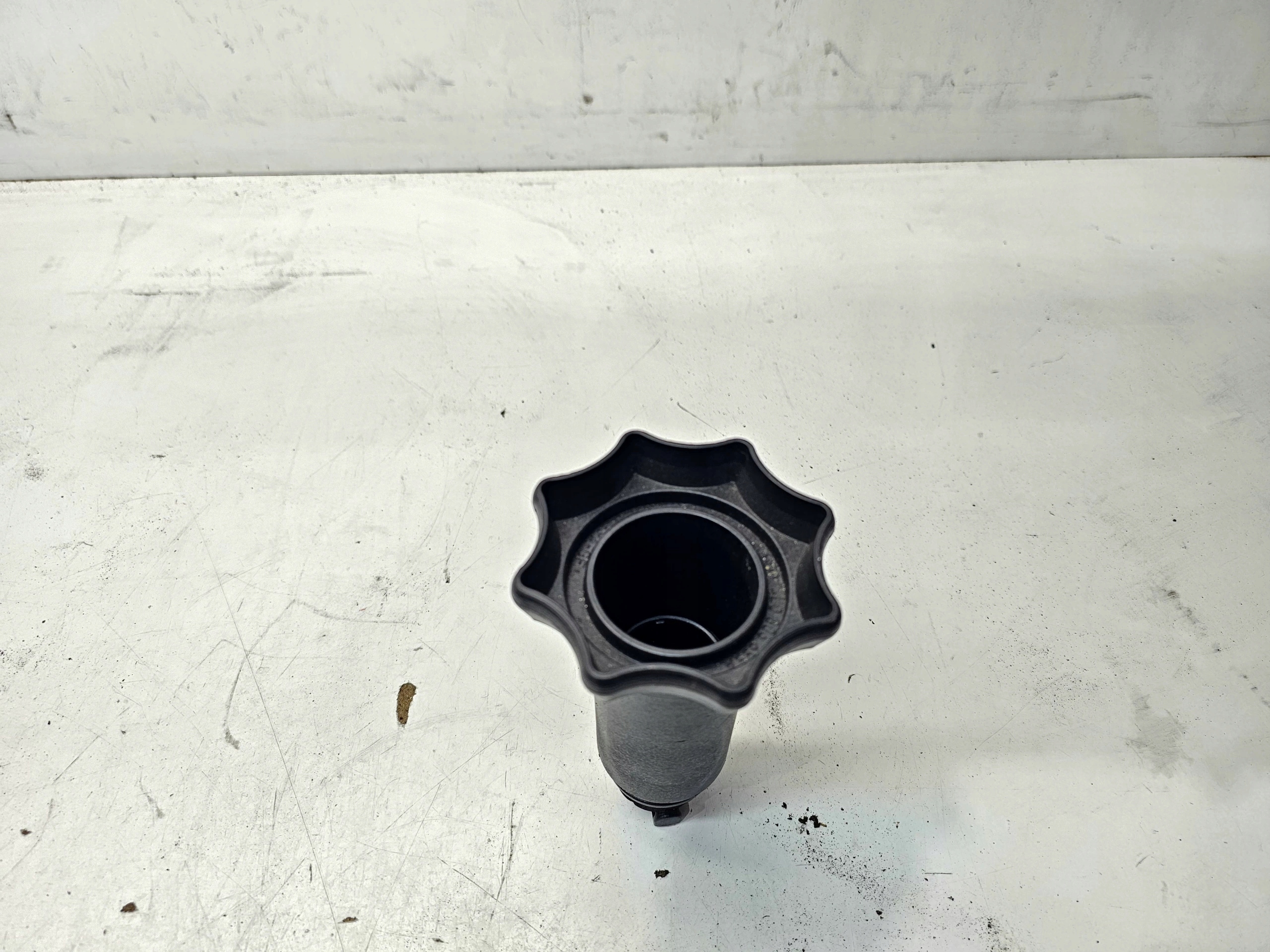 Vis Roues de la roue de secours AUDI Q7 4L 4L0803899A
