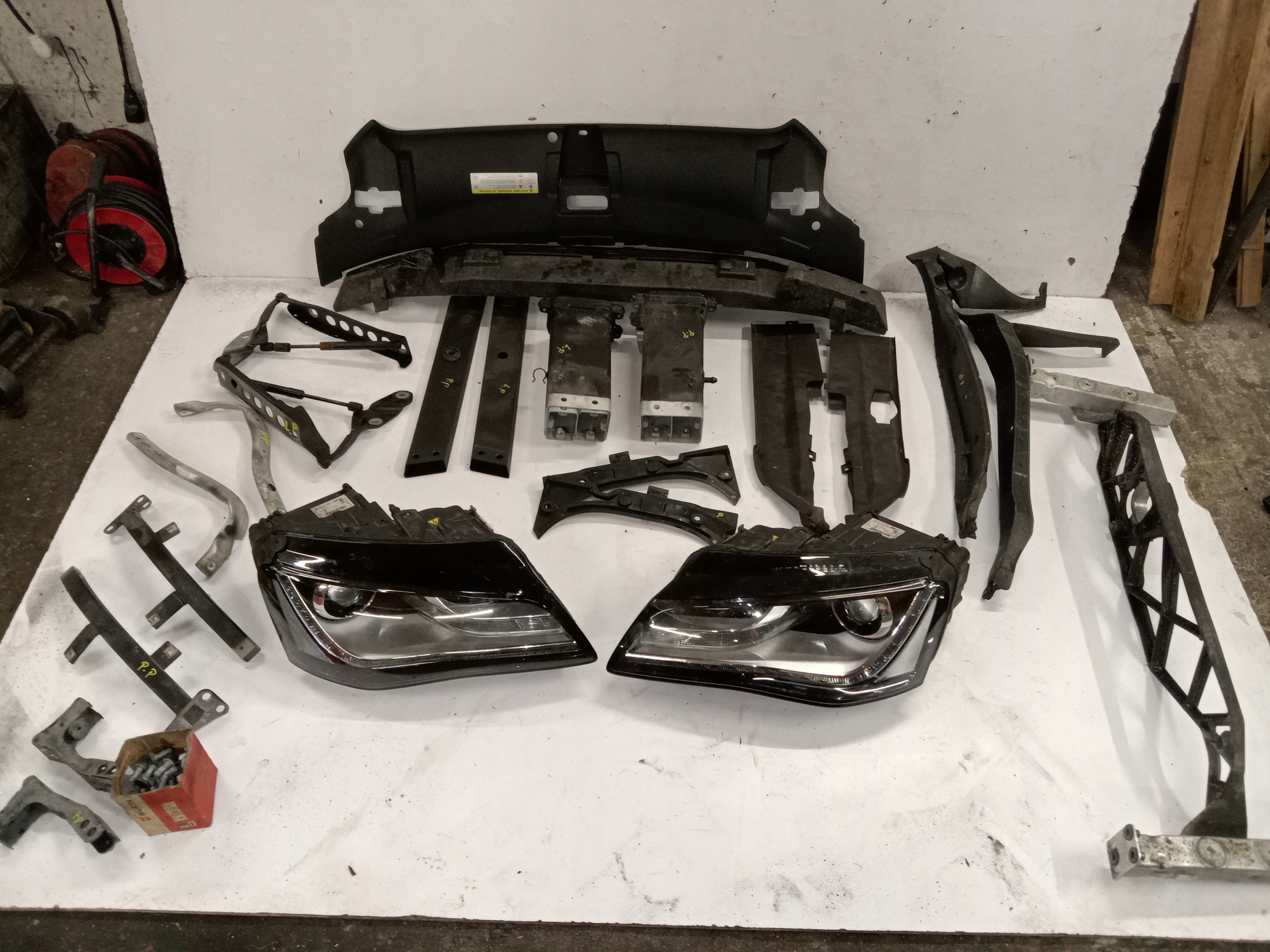 ПЕРЕД КОМПЛЕКТ 3tdi ЗАВГОДНО ПОВНИЙ AUDI A8 D4 09-