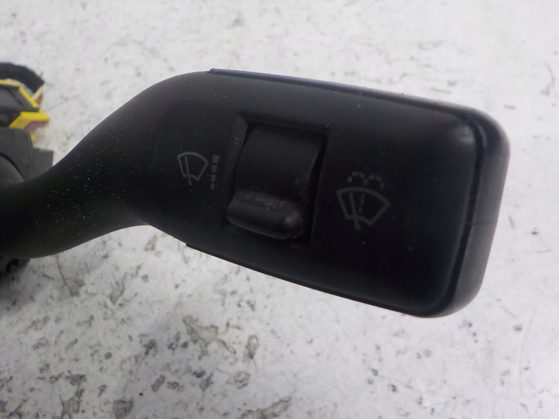 AUDI A4 B7 EXEO PRZEŁĄCZNIK ZESPOLONY TAŚMA AIRBAG SEDAN Funkcje kierunkowskazy