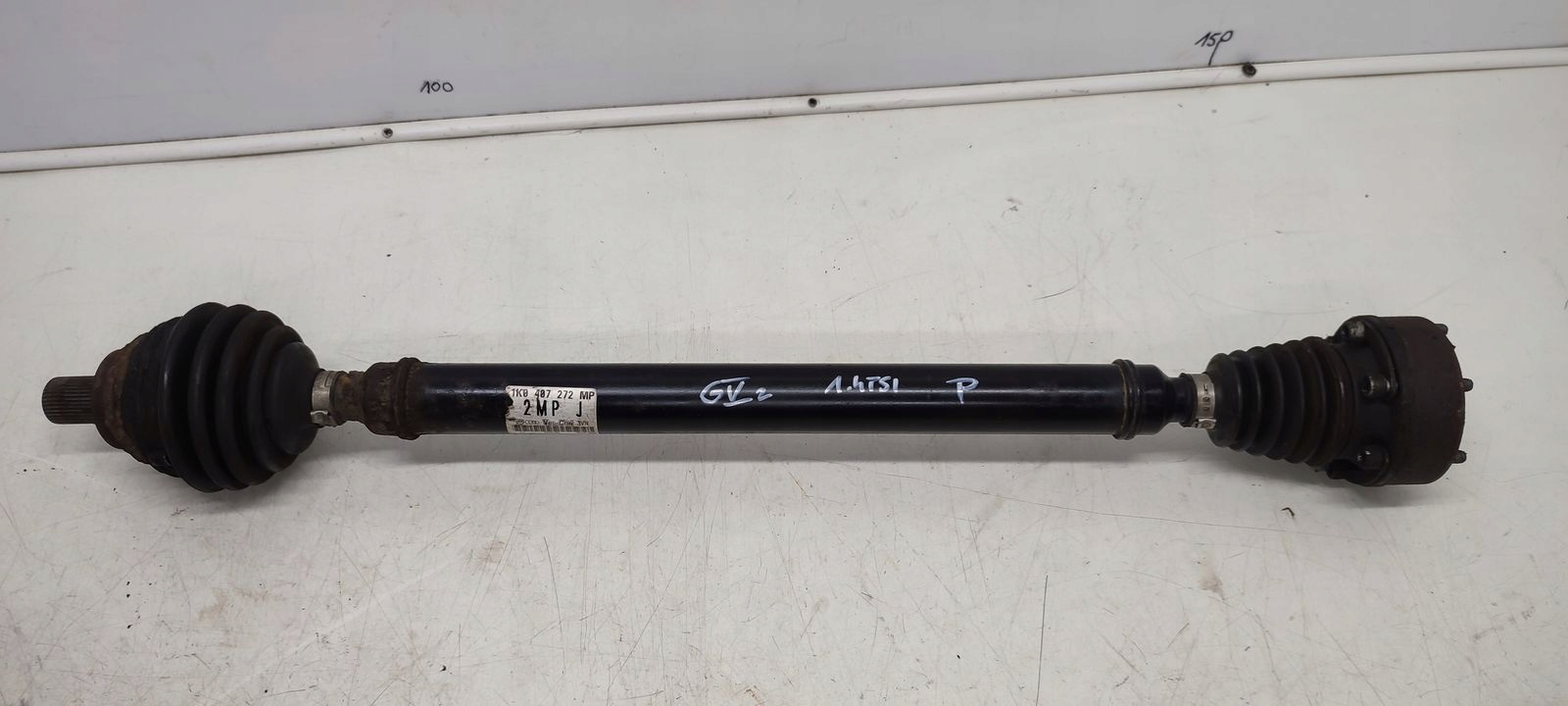 semi-axis right VW Golf V kombi 1,4 TSI