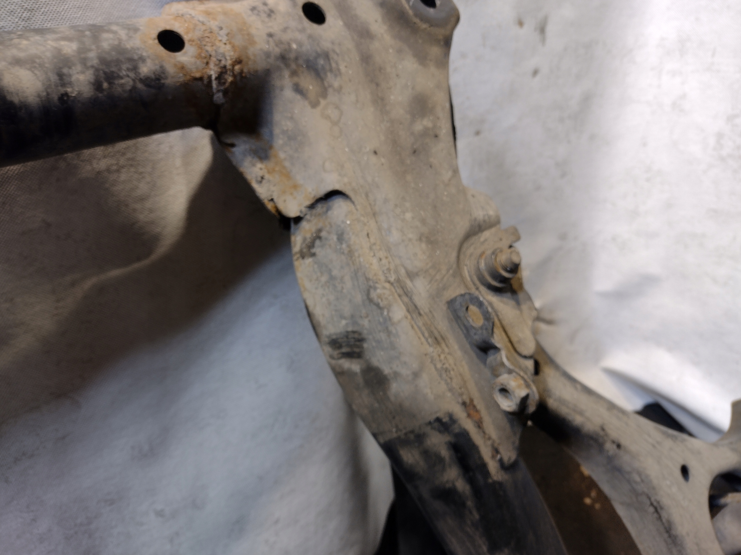 subframe axle beam front Honda Civic VIII UFO 1,8 and-VTEC