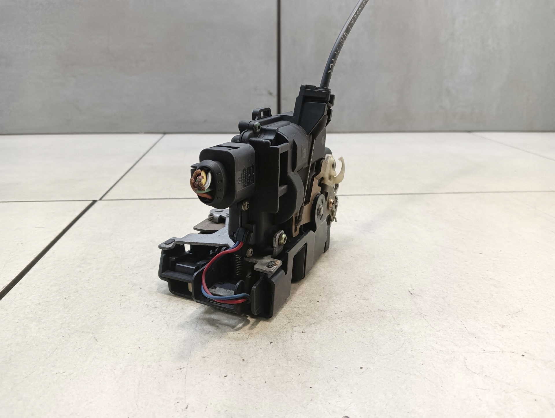 lock door right front SKODA OCTAVIA and 1.9 TDI